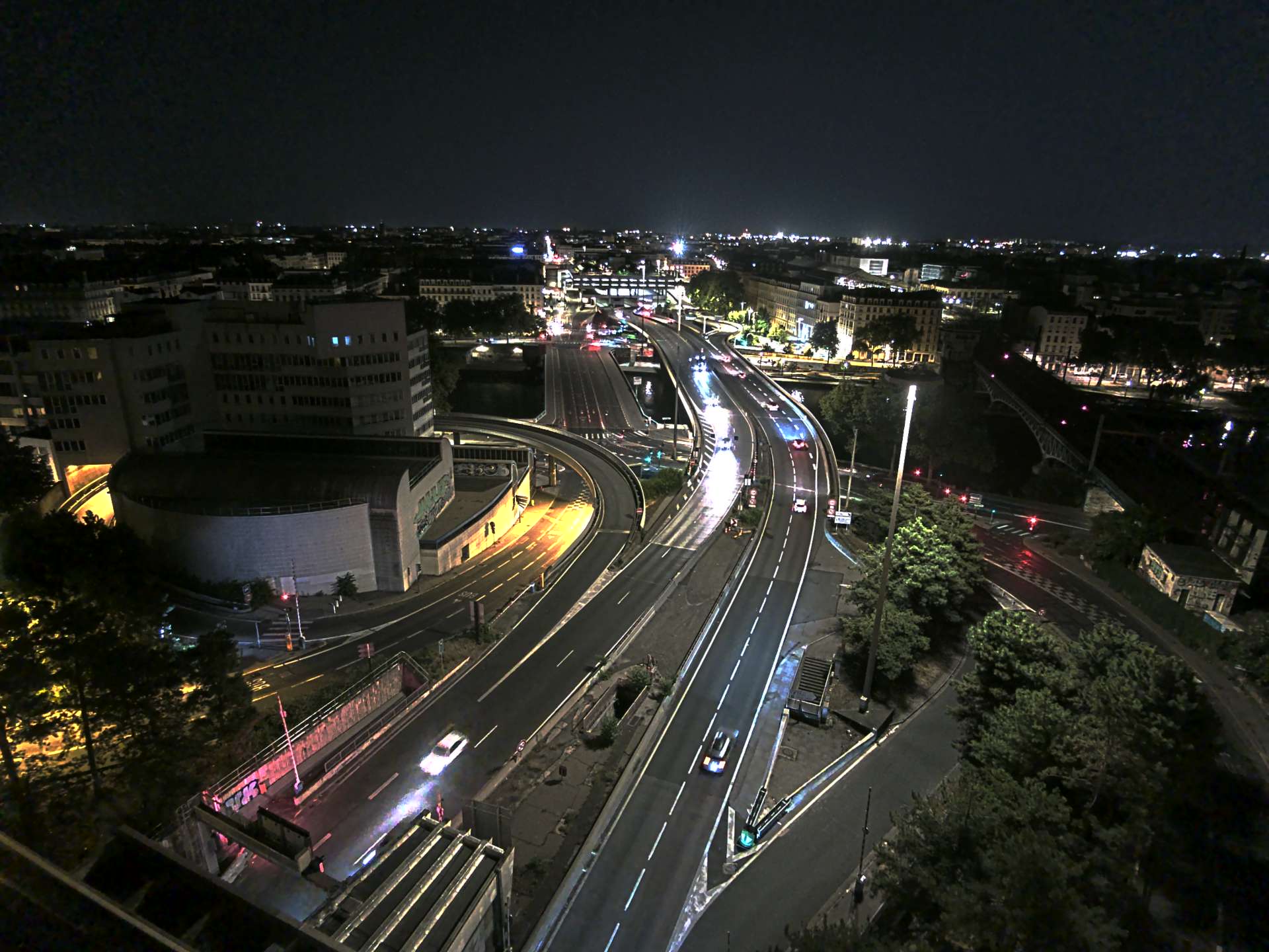 Caméra autoroute à Lyon Perrache à l'entrée Sud du Tunnel sous Fourvière, en direction de Marseille
