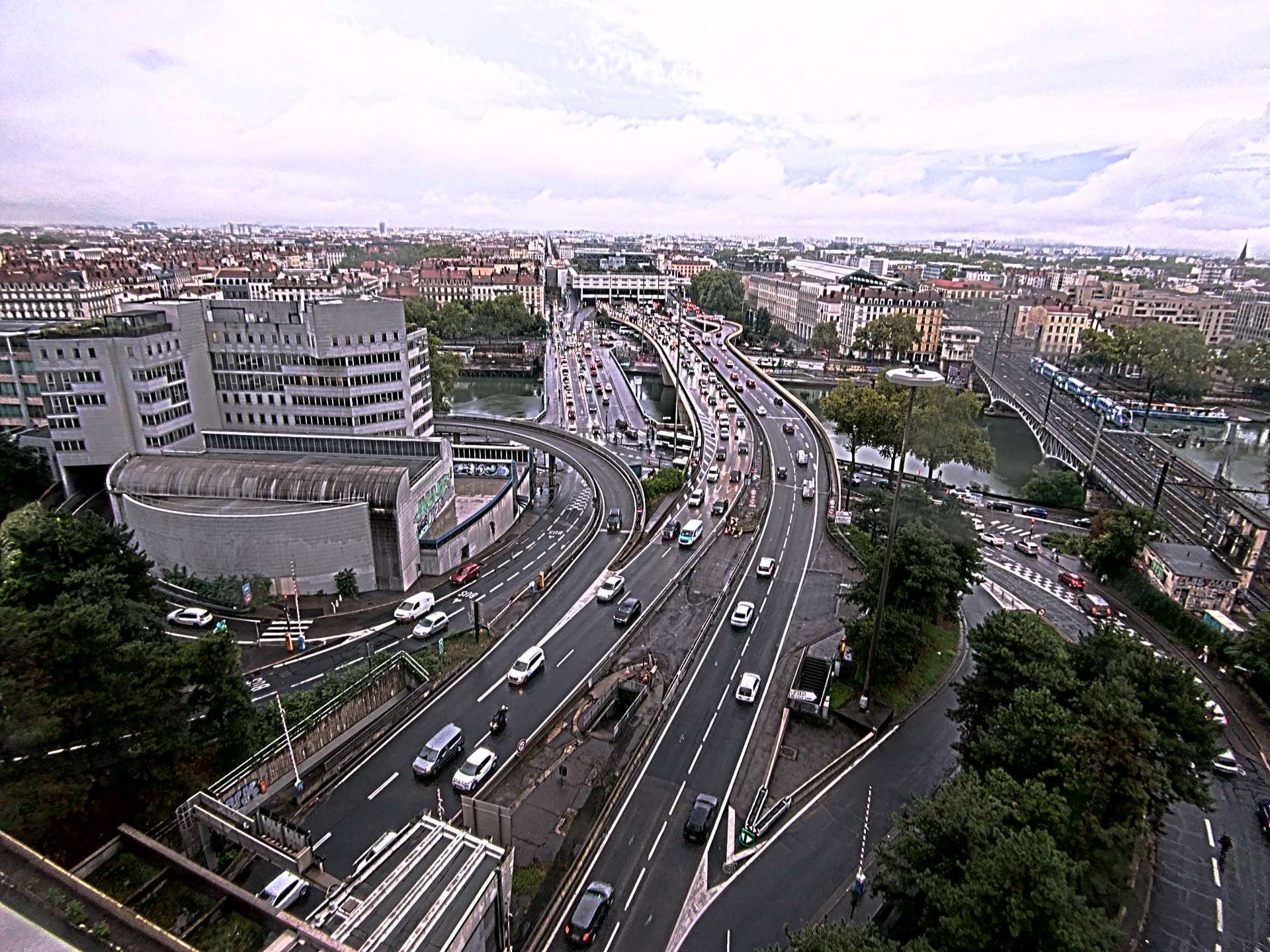 Caméra autoroute à Lyon Perrache à l'entrée Sud du Tunnel sous Fourvière, en direction de Marseille