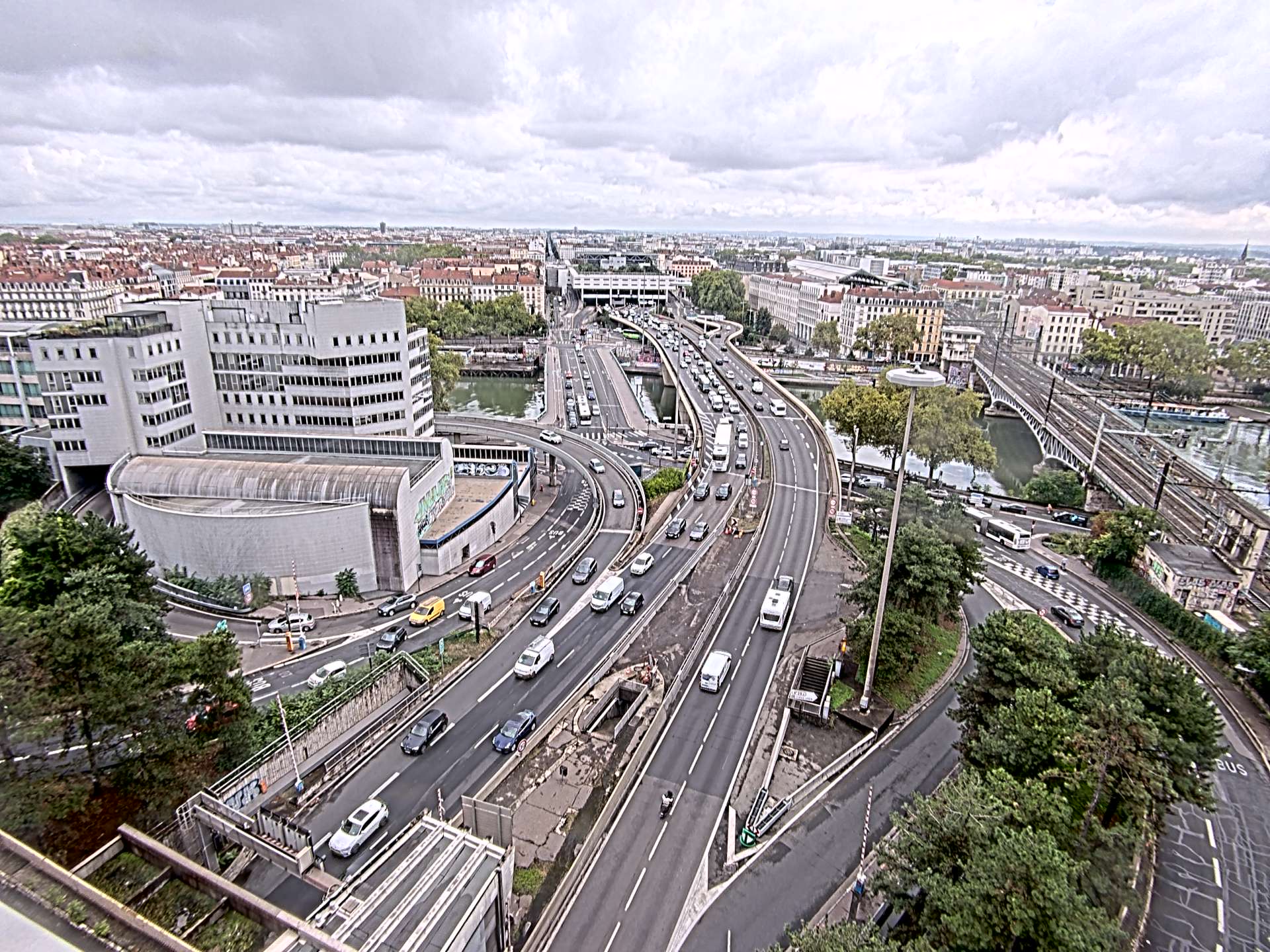 Caméra autoroute à Lyon Perrache à l'entrée Sud du Tunnel sous Fourvière, en direction de Marseille