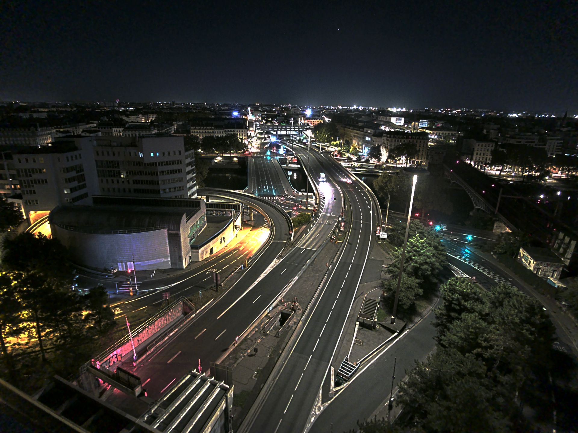 Caméra autoroute à Lyon Perrache à l'entrée Sud du Tunnel sous Fourvière, en direction de Marseille