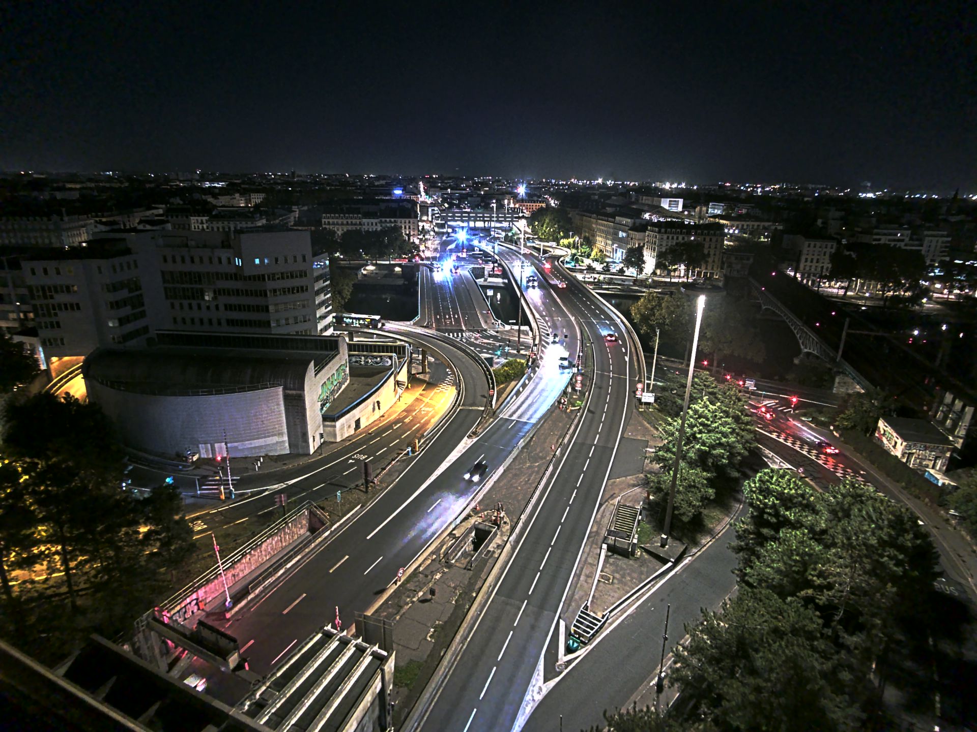 Caméra autoroute à Lyon Perrache à l'entrée Sud du Tunnel sous Fourvière, en direction de Marseille