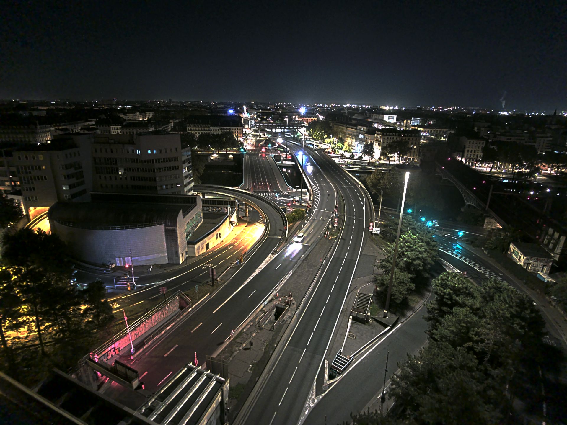 Caméra autoroute à Lyon Perrache à l'entrée Sud du Tunnel sous Fourvière, en direction de Marseille