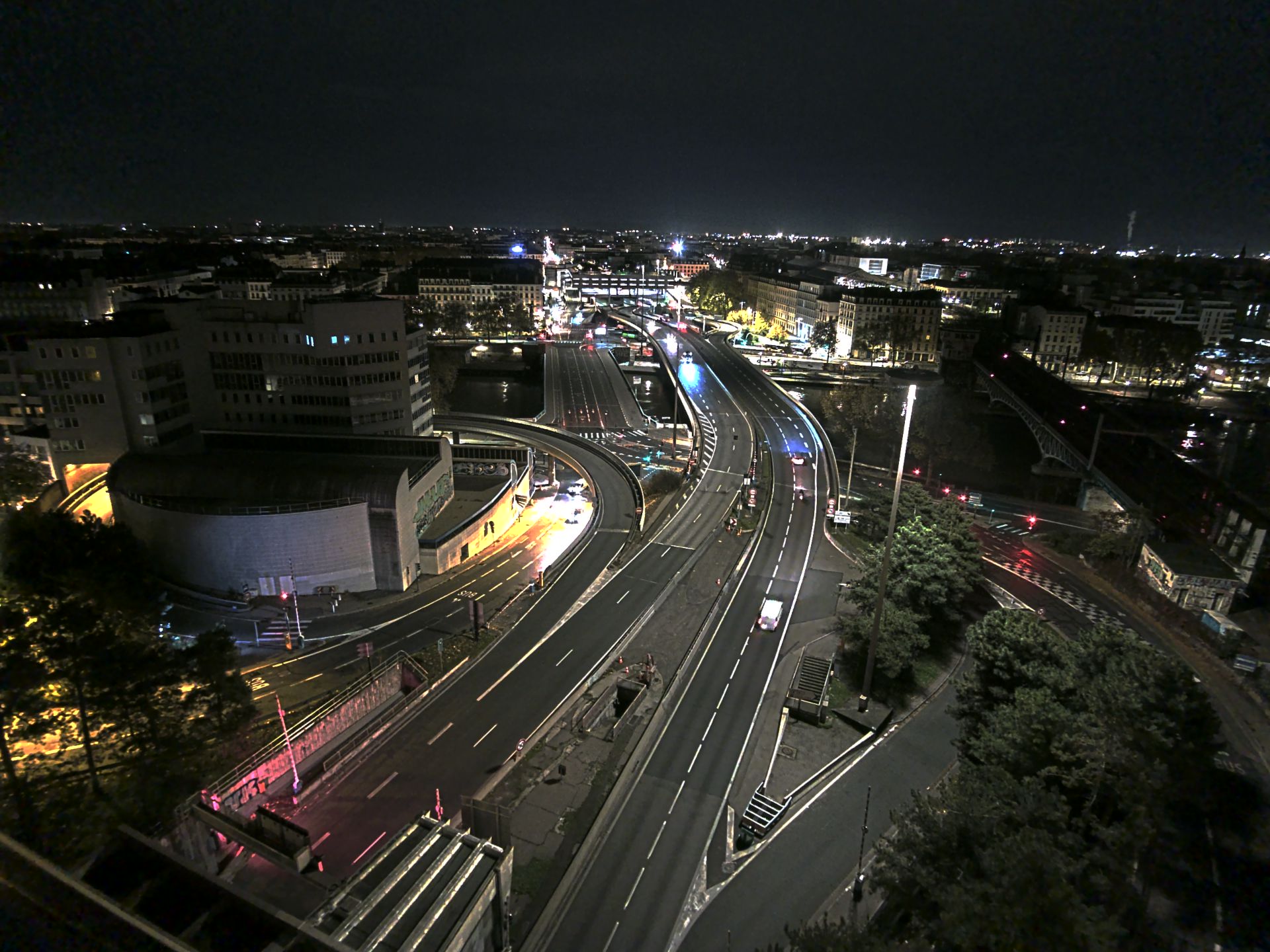 Caméra autoroute à Lyon Perrache à l'entrée Sud du Tunnel sous Fourvière, en direction de Marseille