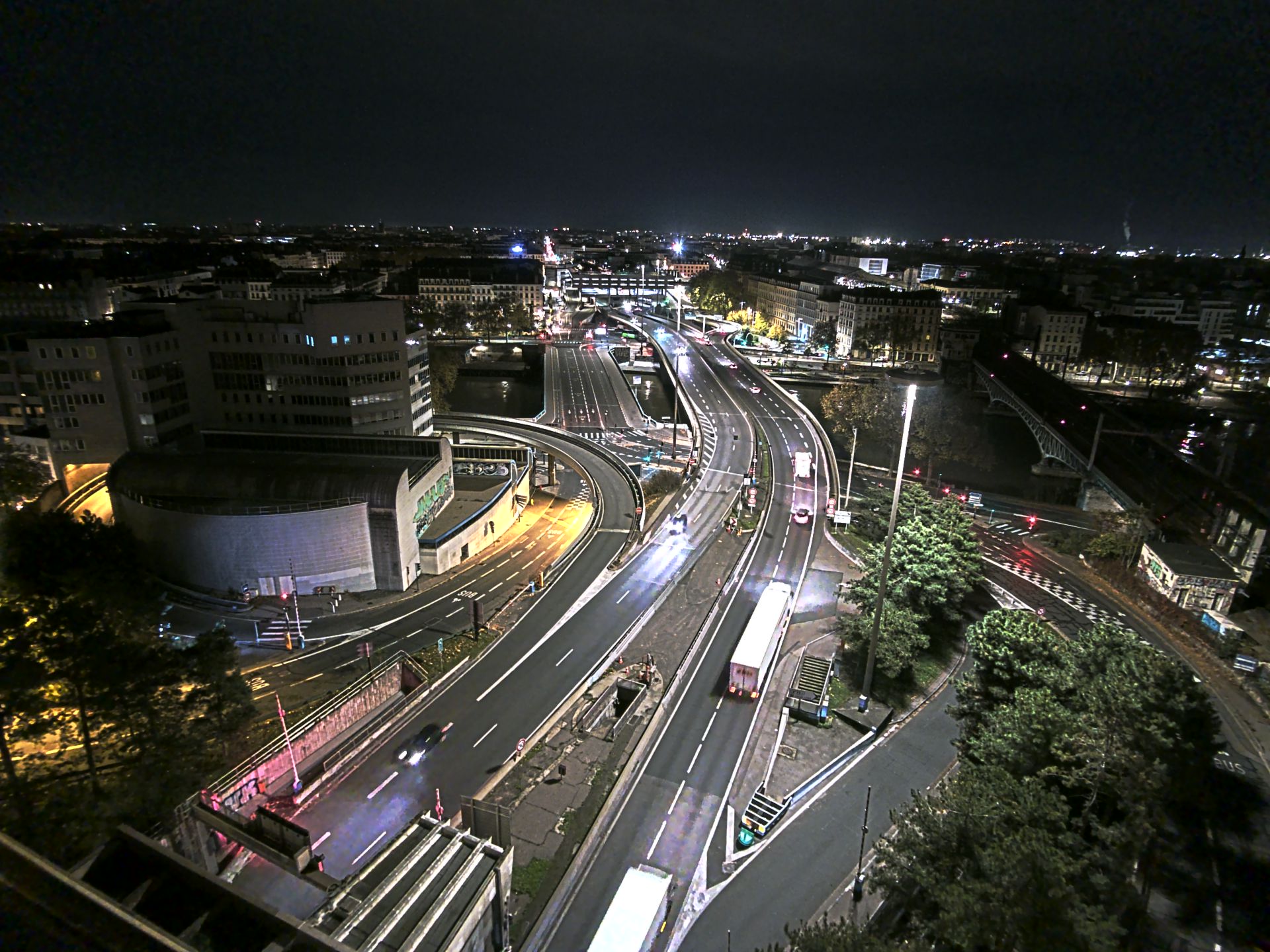 Caméra autoroute à Lyon Perrache à l'entrée Sud du Tunnel sous Fourvière, en direction de Marseille