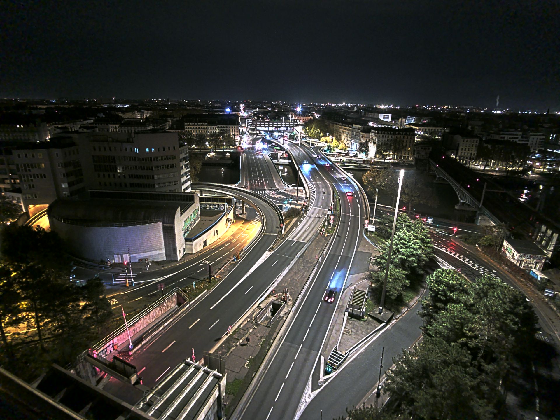 Caméra autoroute à Lyon Perrache à l'entrée Sud du Tunnel sous Fourvière, en direction de Marseille