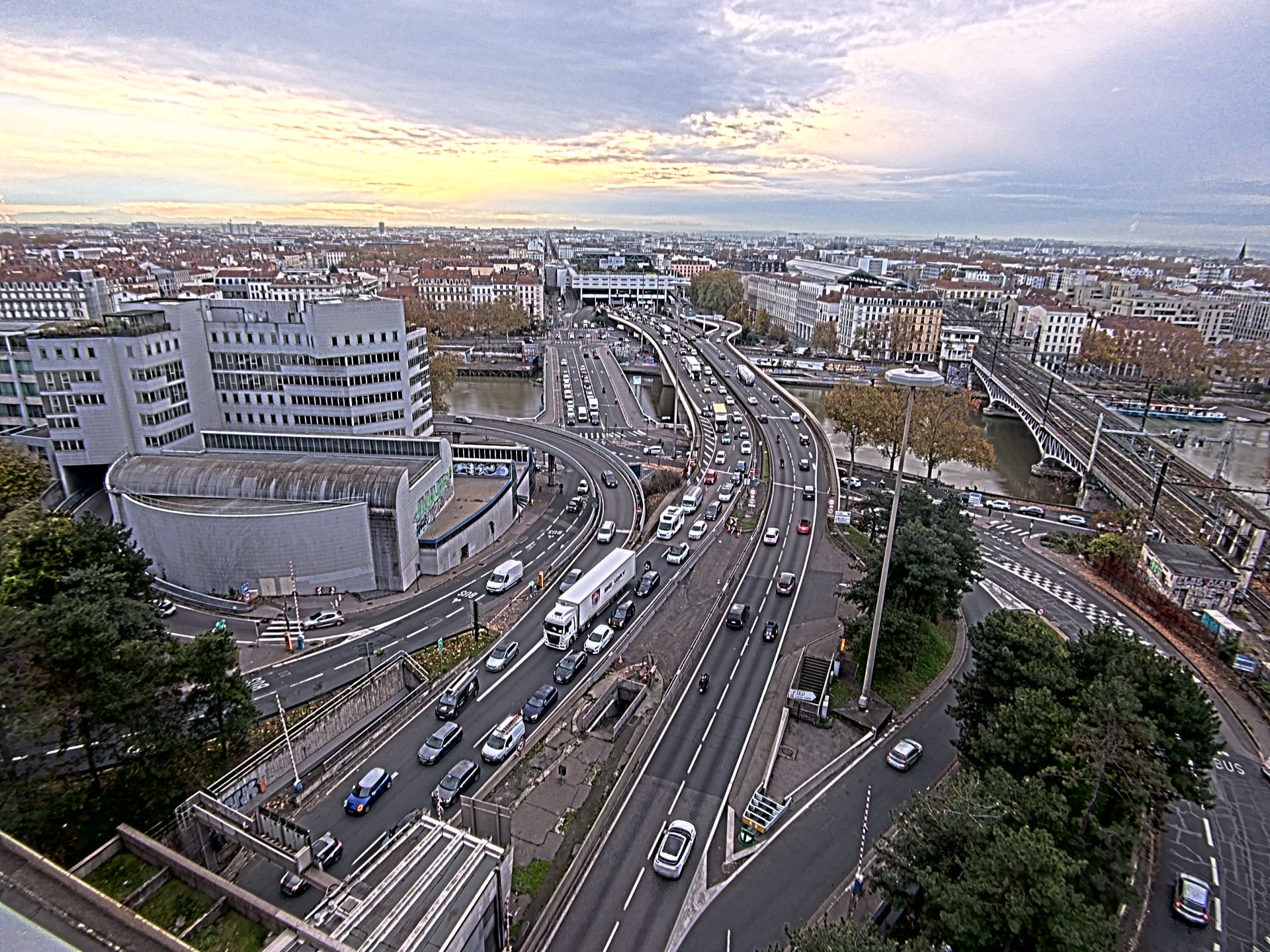 Caméra autoroute à Lyon Perrache à l'entrée Sud du Tunnel sous Fourvière, en direction de Marseille