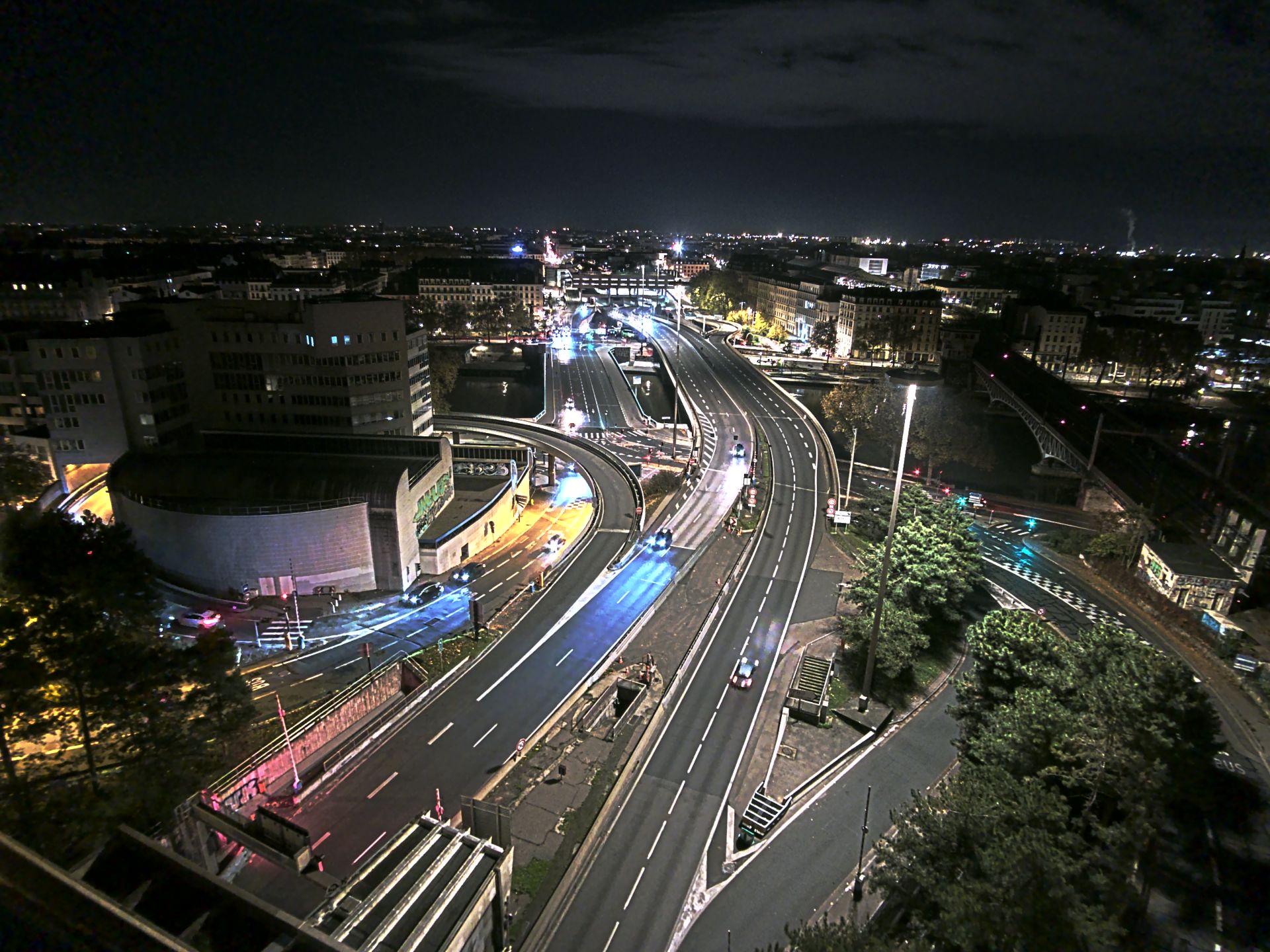 Caméra autoroute à Lyon Perrache à l'entrée Sud du Tunnel sous Fourvière, en direction de Marseille