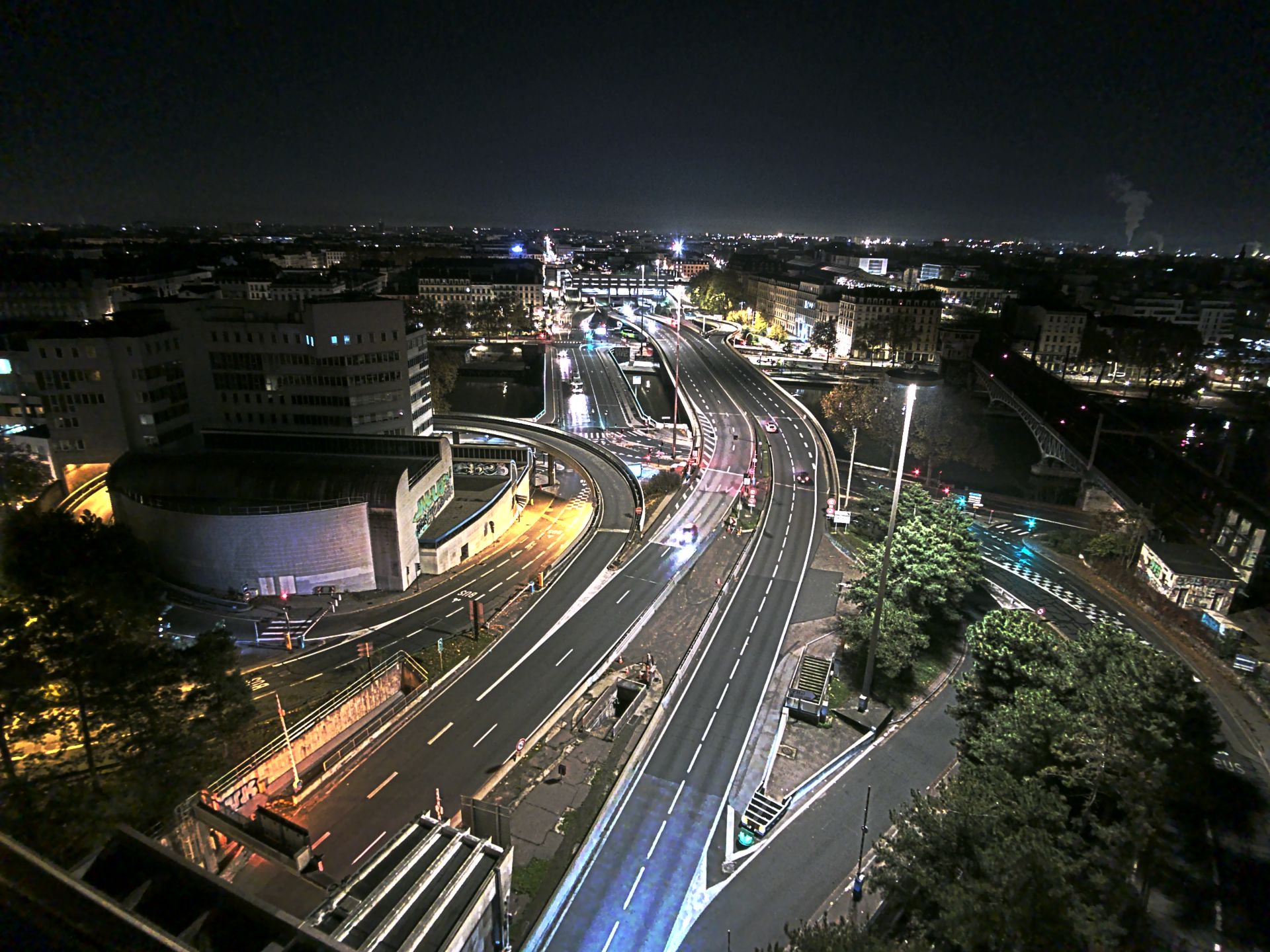 Caméra autoroute à Lyon Perrache à l'entrée Sud du Tunnel sous Fourvière, en direction de Marseille