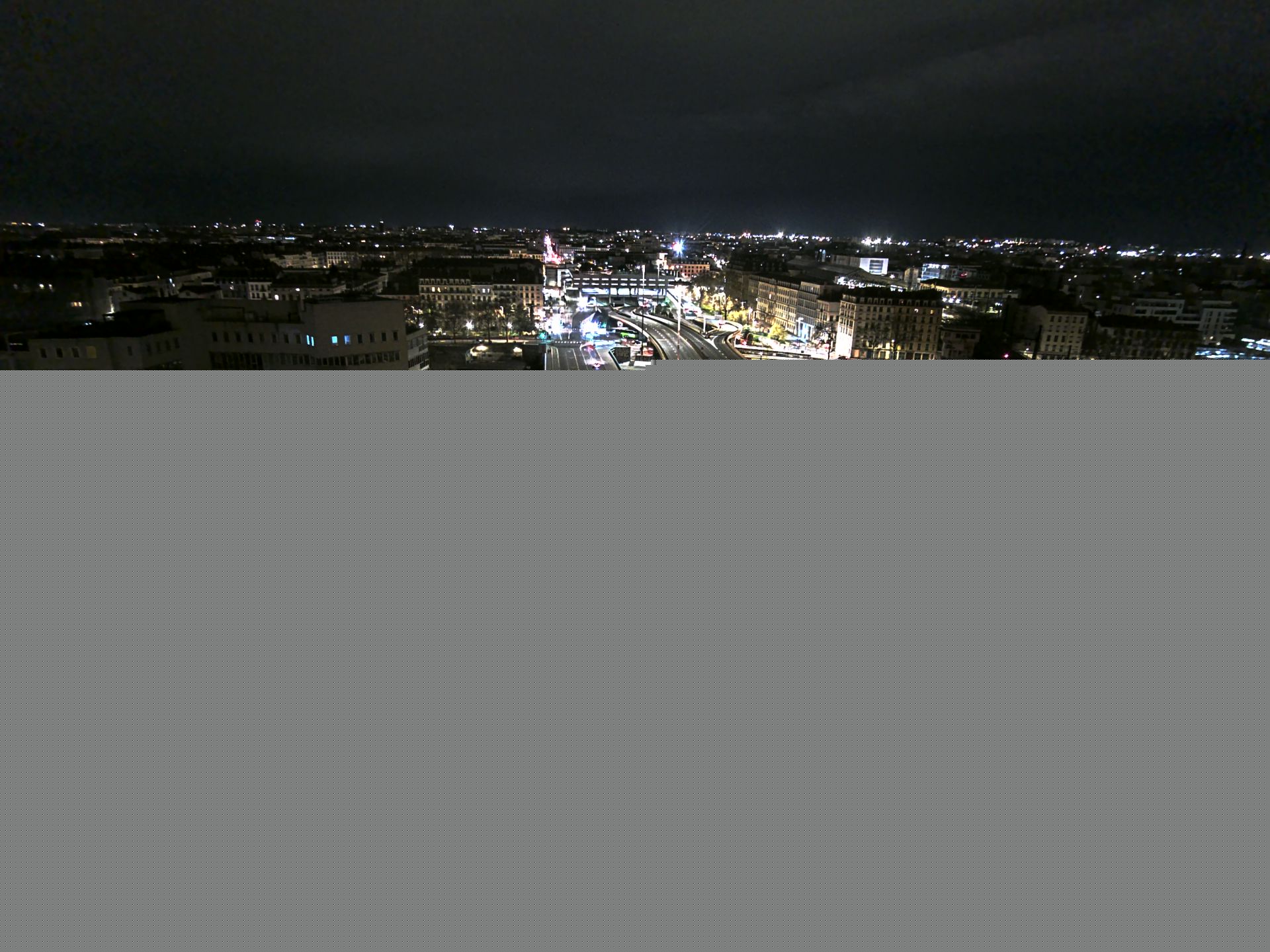 Caméra autoroute à Lyon Perrache à l'entrée Sud du Tunnel sous Fourvière, en direction de Marseille