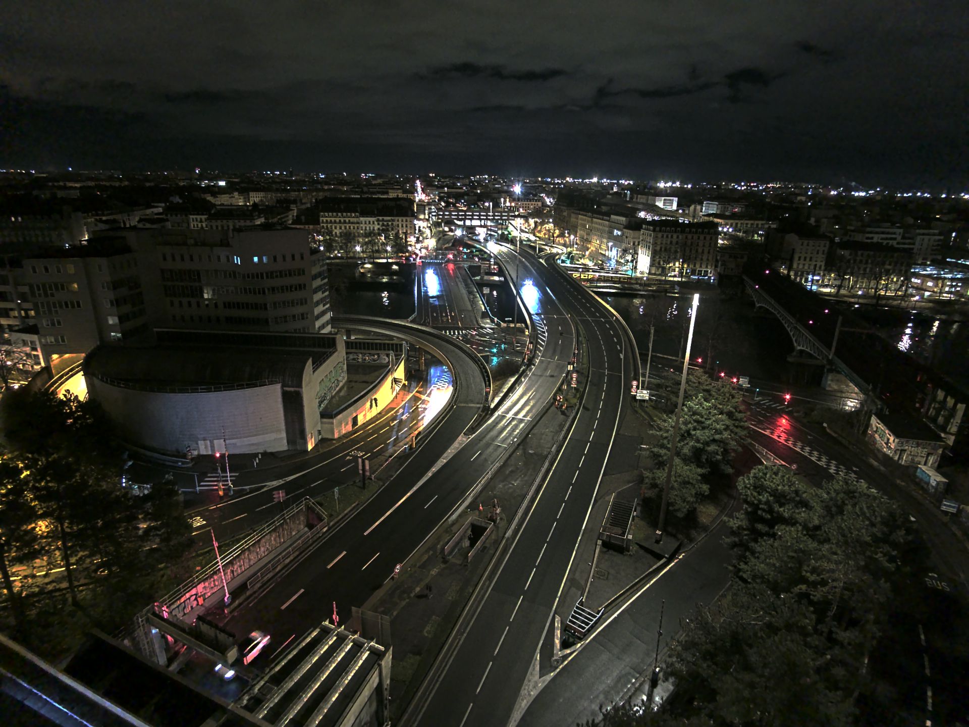 Caméra autoroute à Lyon Perrache à l'entrée Sud du Tunnel sous Fourvière, en direction de Marseille