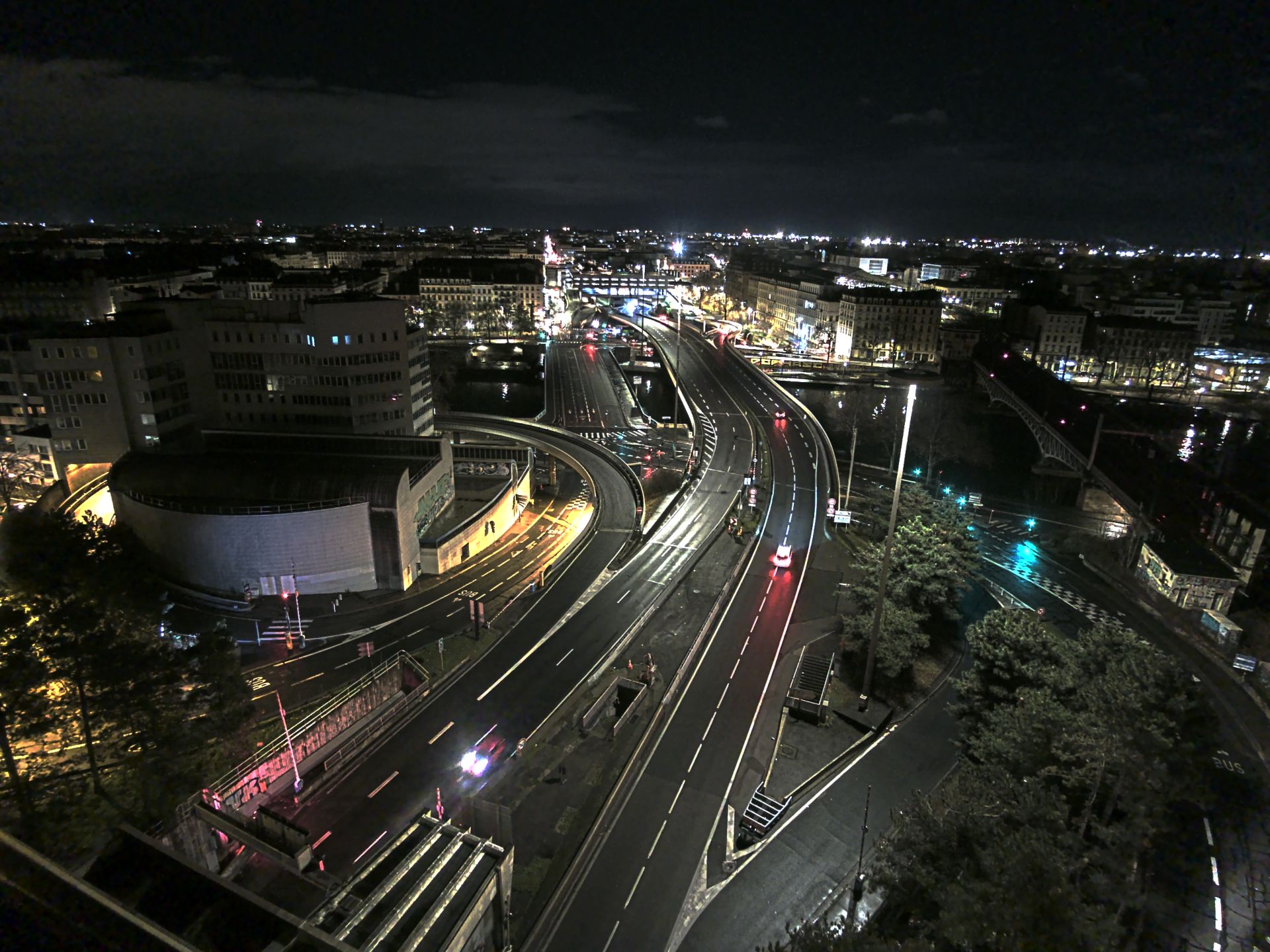 Caméra autoroute à Lyon Perrache à l'entrée Sud du Tunnel sous Fourvière, en direction de Marseille