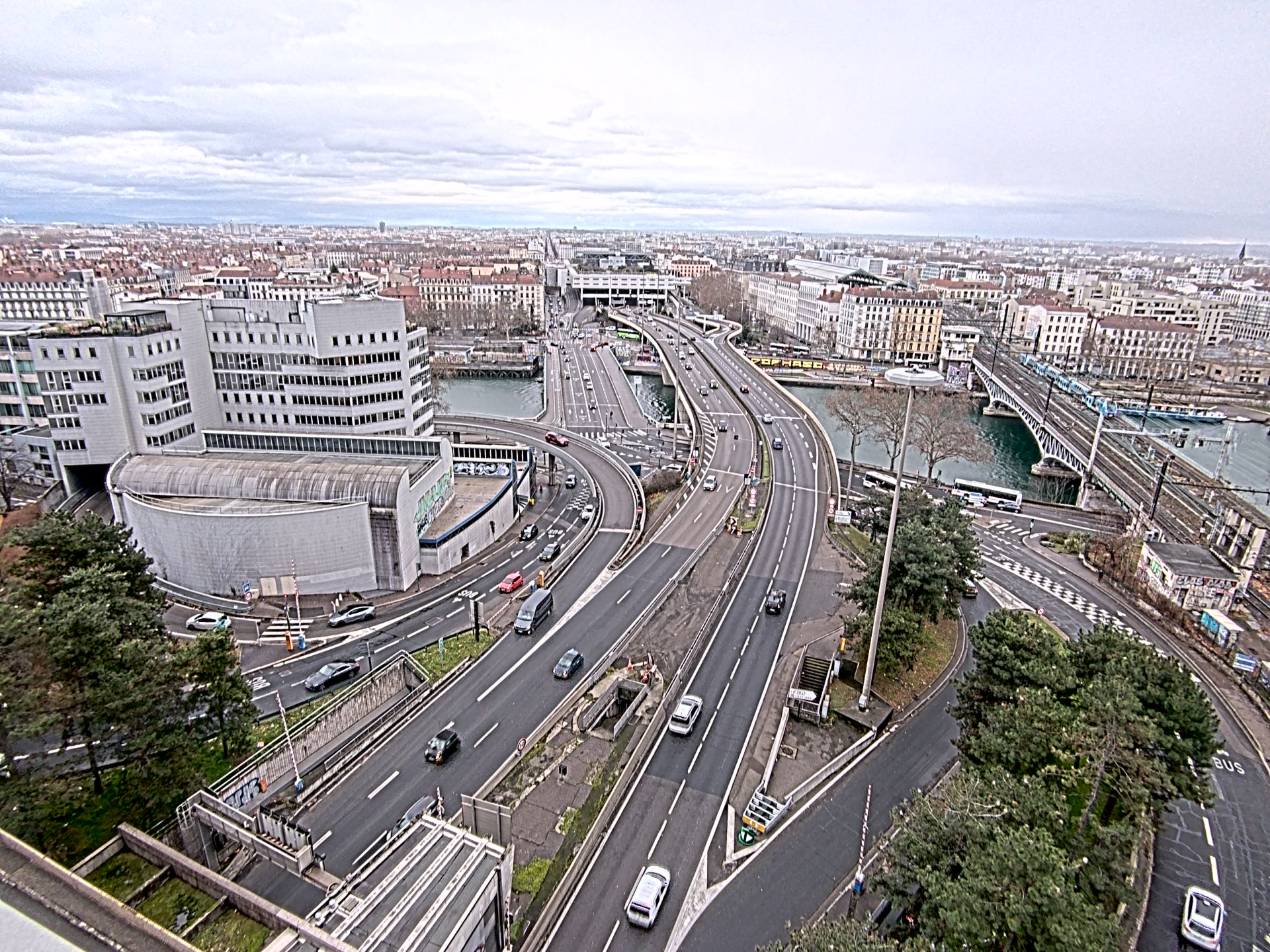 Caméra autoroute à Lyon Perrache à l'entrée Sud du Tunnel sous Fourvière, en direction de Marseille
