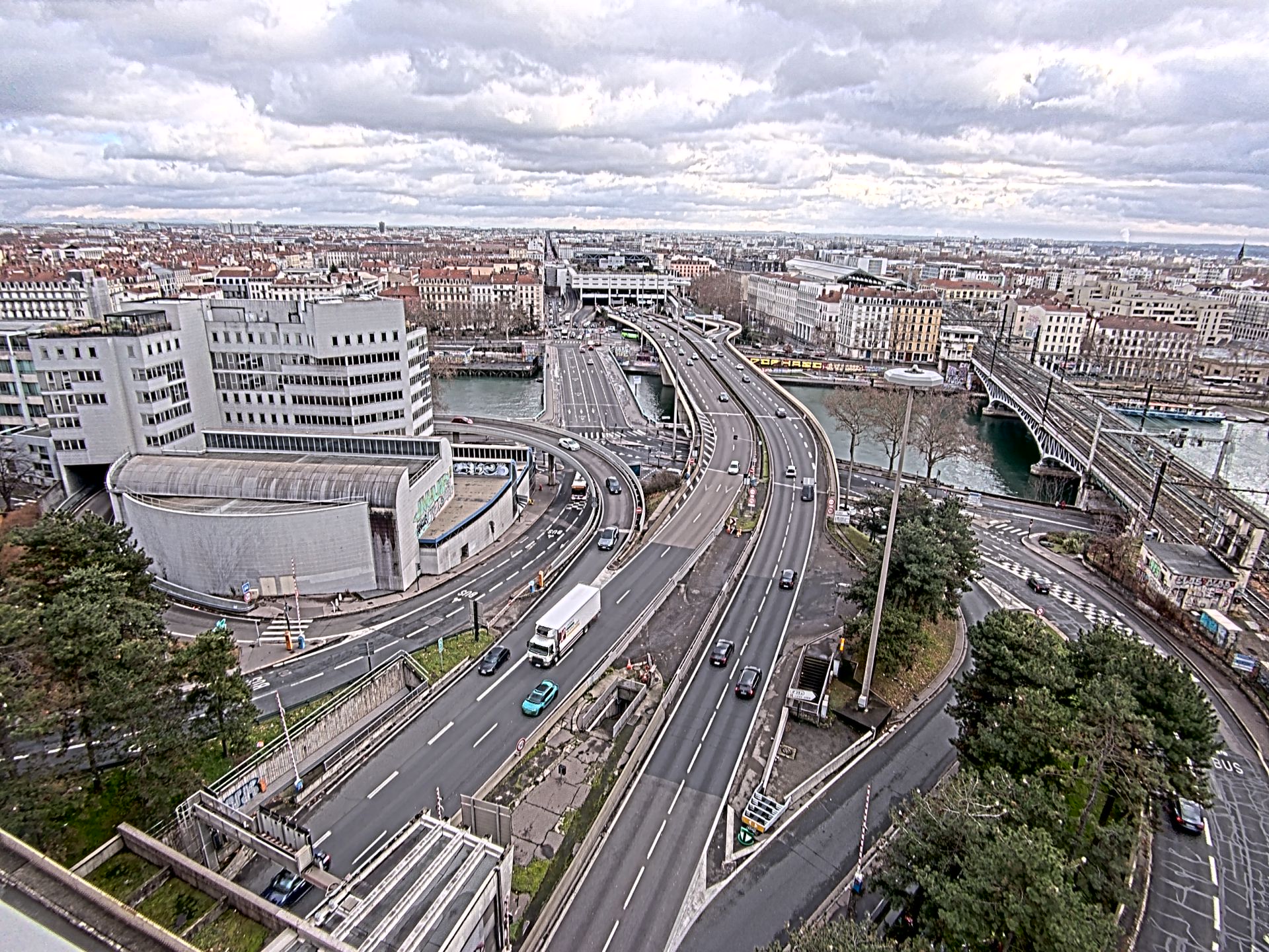 Caméra autoroute à Lyon Perrache à l'entrée Sud du Tunnel sous Fourvière, en direction de Marseille