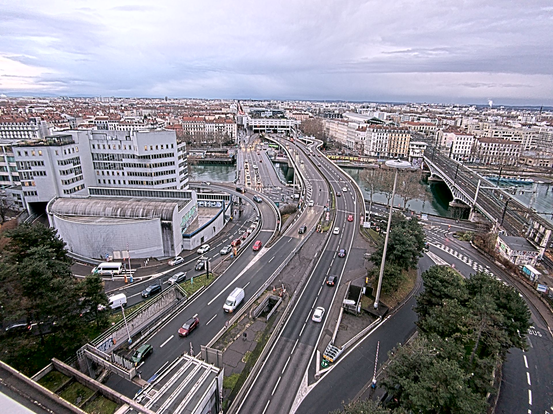 Caméra autoroute à Lyon Perrache à l'entrée Sud du Tunnel sous Fourvière, en direction de Marseille