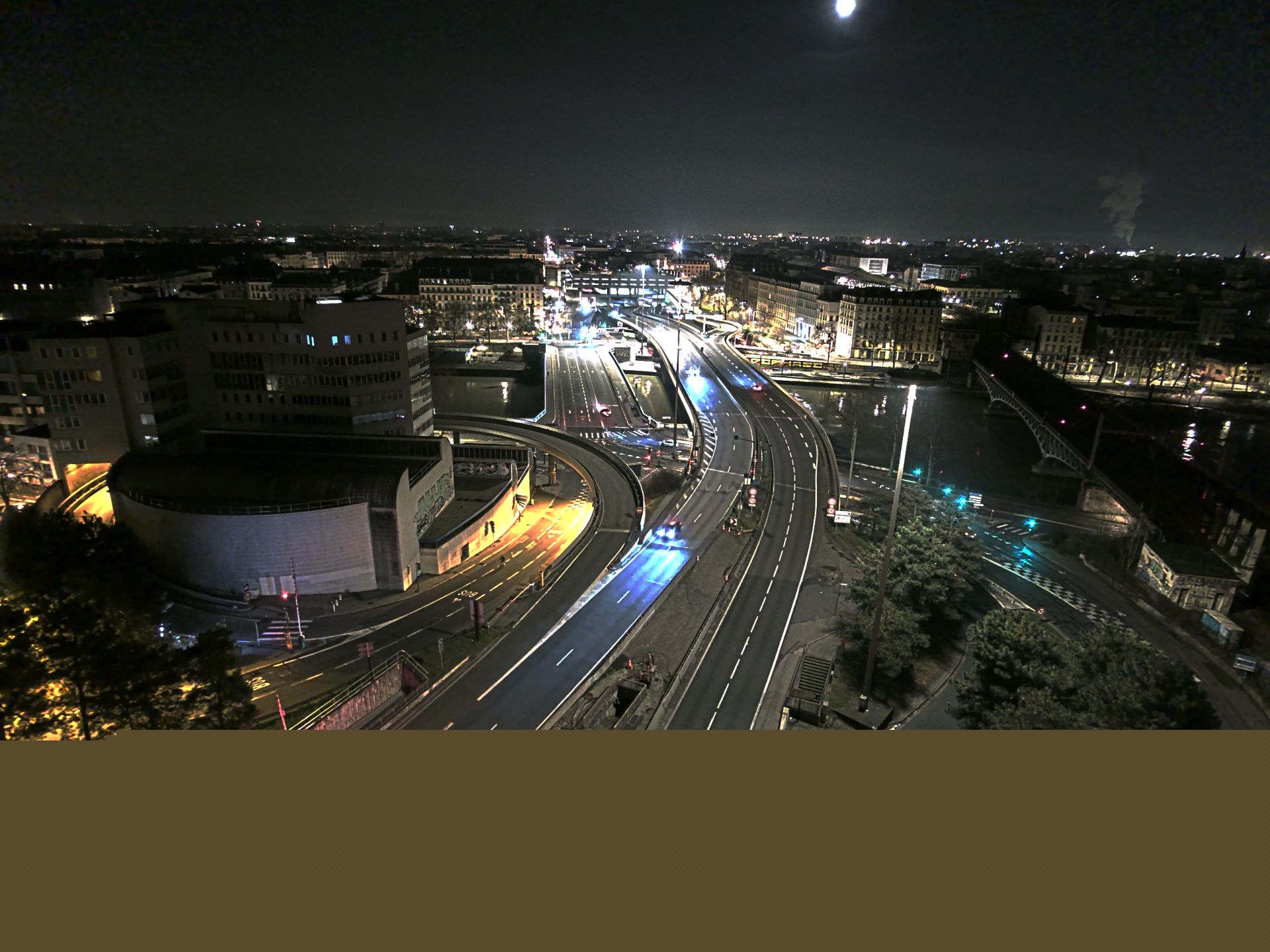 Caméra autoroute à Lyon Perrache à l'entrée Sud du Tunnel sous Fourvière, en direction de Marseille