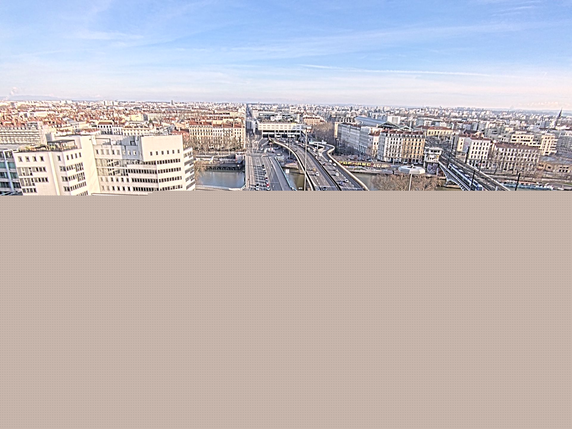 Caméra autoroute à Lyon Perrache à l'entrée Sud du Tunnel sous Fourvière, en direction de Marseille