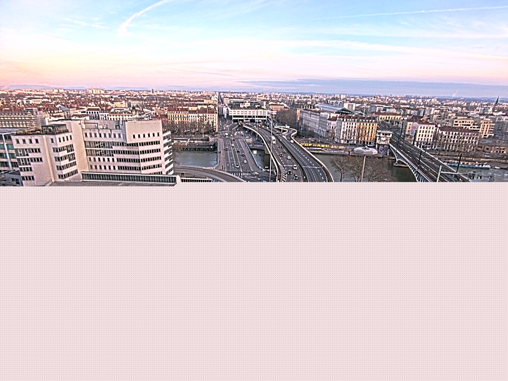 Caméra autoroute à Lyon Perrache à l'entrée Sud du Tunnel sous Fourvière, en direction de Marseille