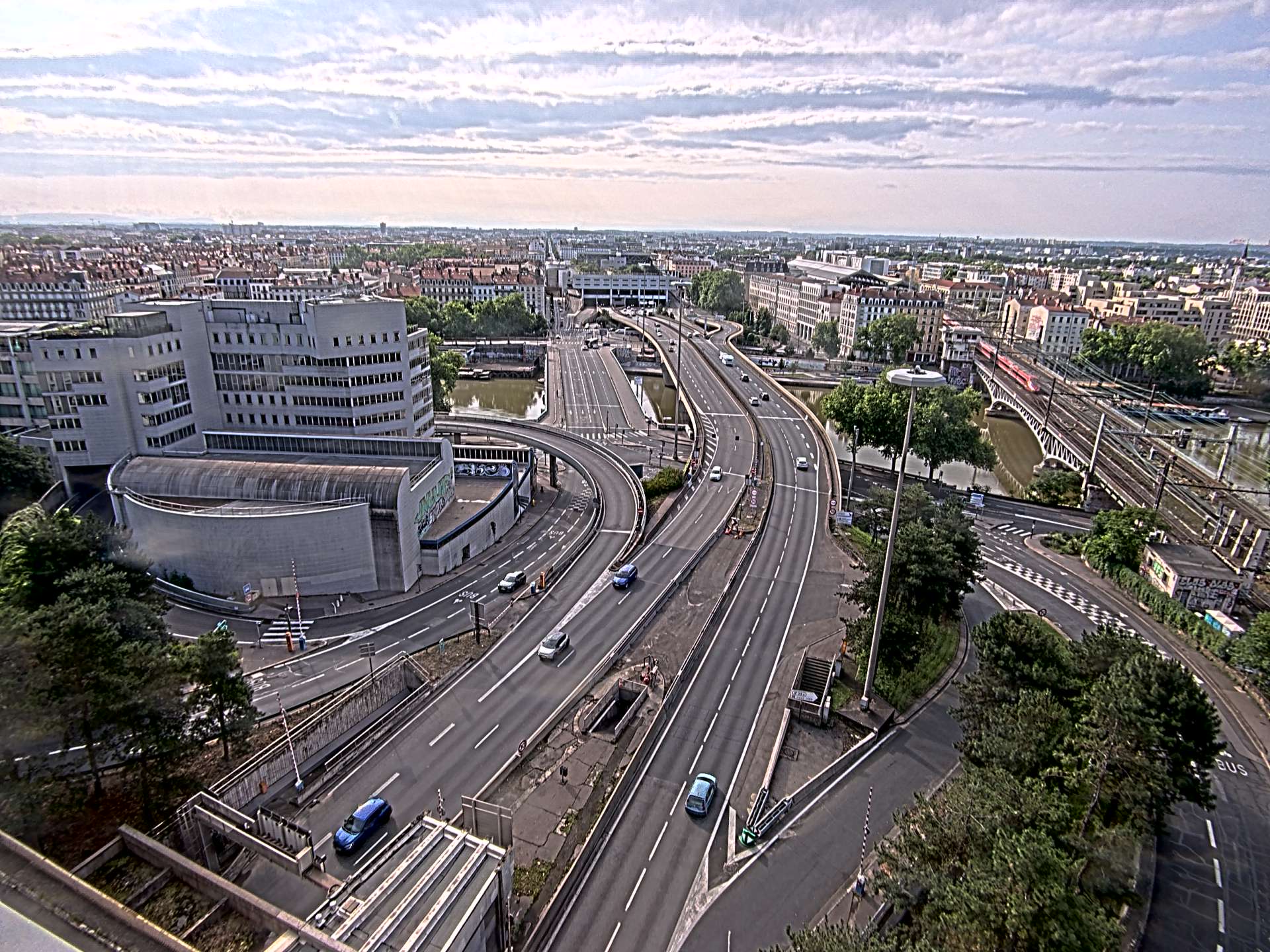 Caméra autoroute à Lyon Perrache à l'entrée Sud du Tunnel sous Fourvière, en direction de Marseille