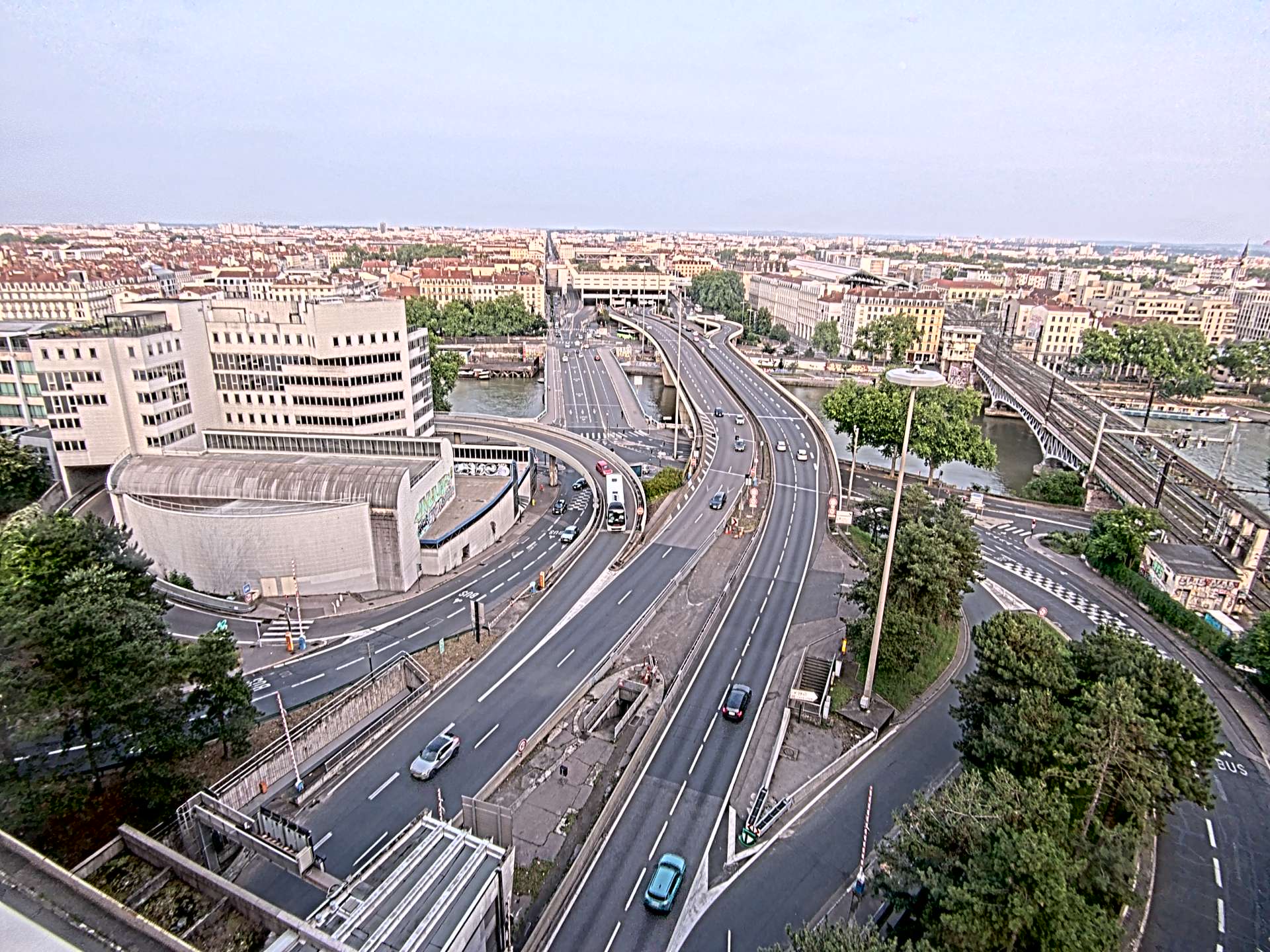 Caméra autoroute à Lyon Perrache à l'entrée Sud du Tunnel sous Fourvière, en direction de Marseille