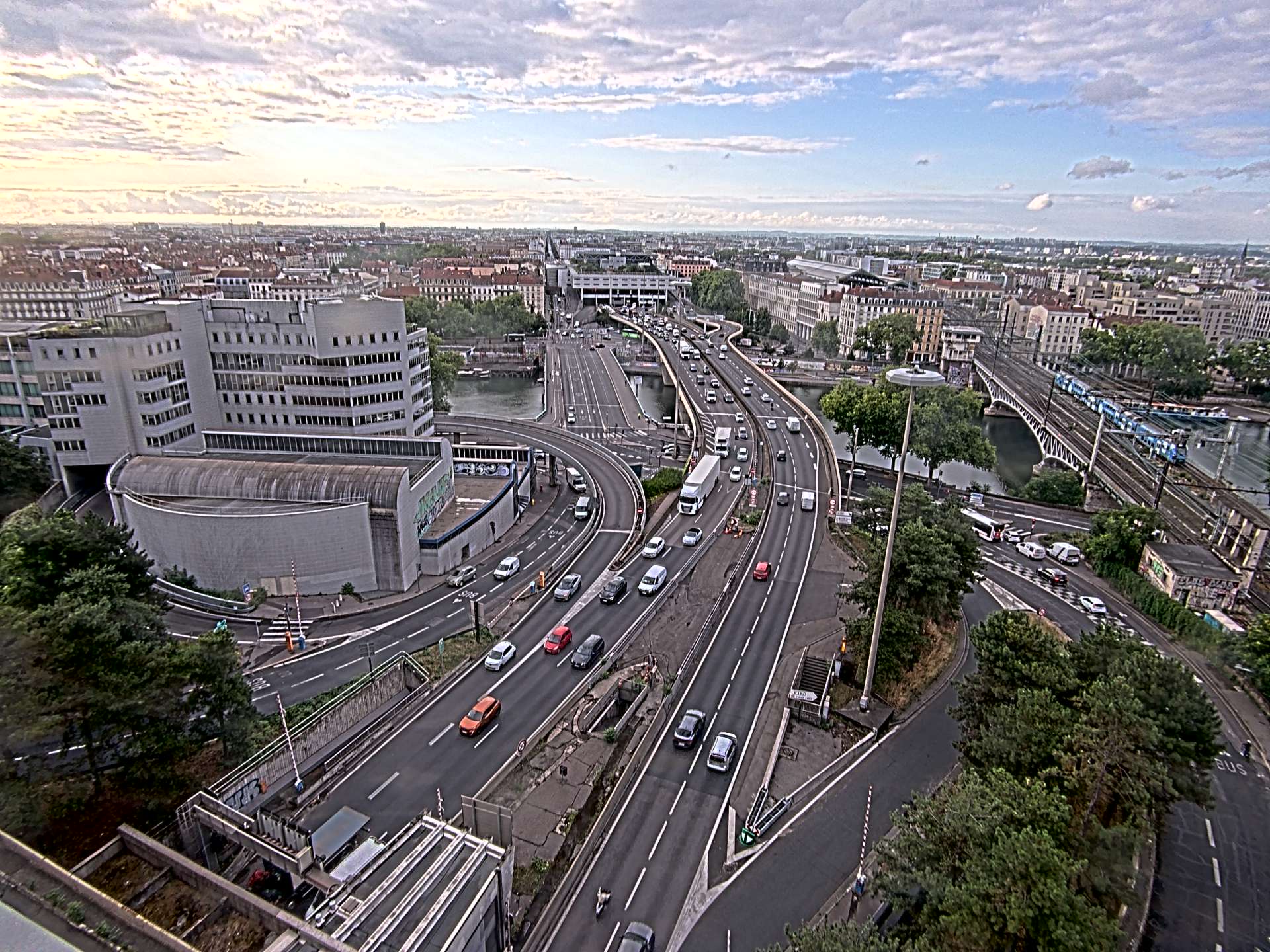 Caméra autoroute à Lyon Perrache à l'entrée Sud du Tunnel sous Fourvière, en direction de Marseille