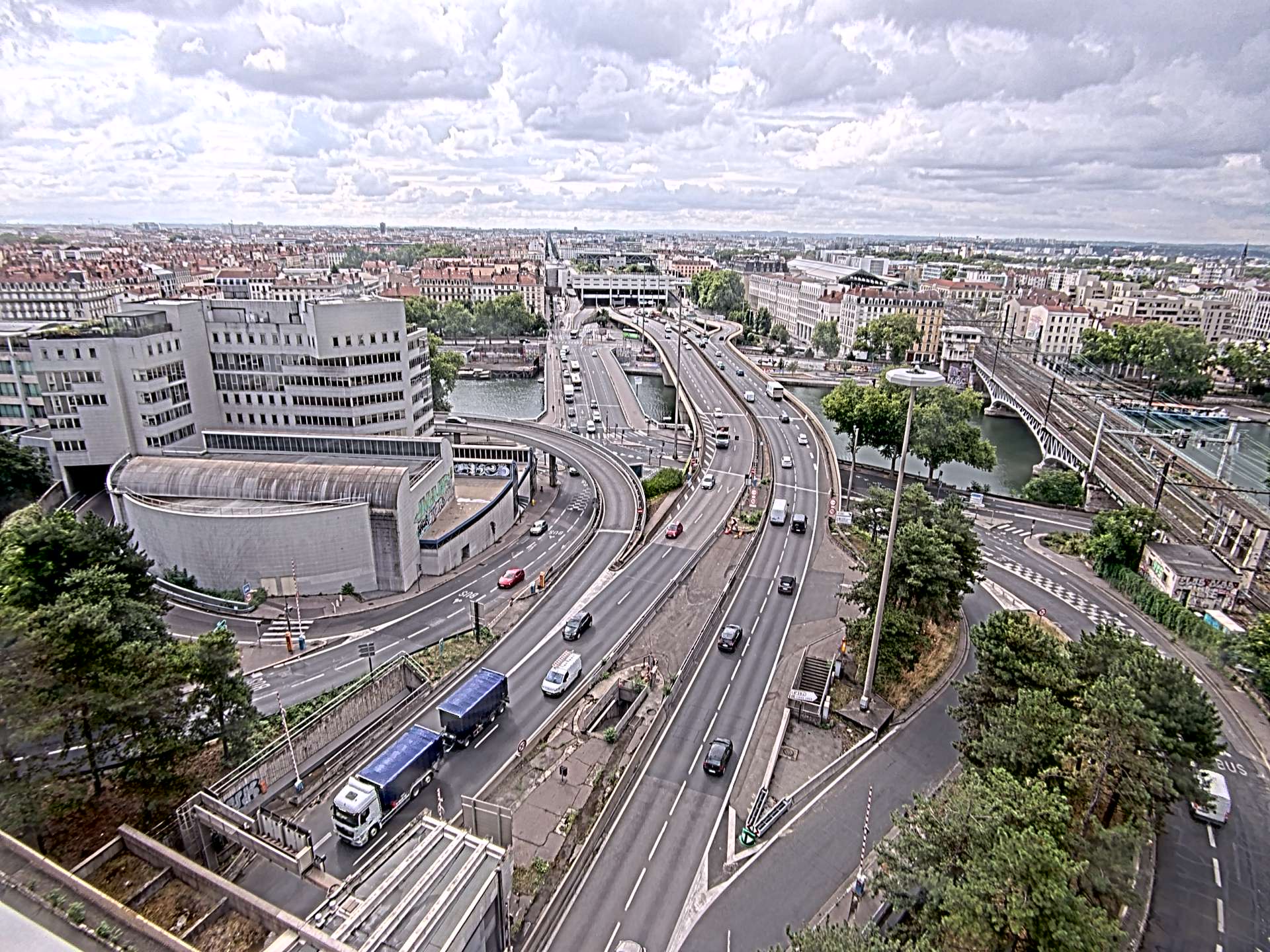 Caméra autoroute à Lyon Perrache à l'entrée Sud du Tunnel sous Fourvière, en direction de Marseille