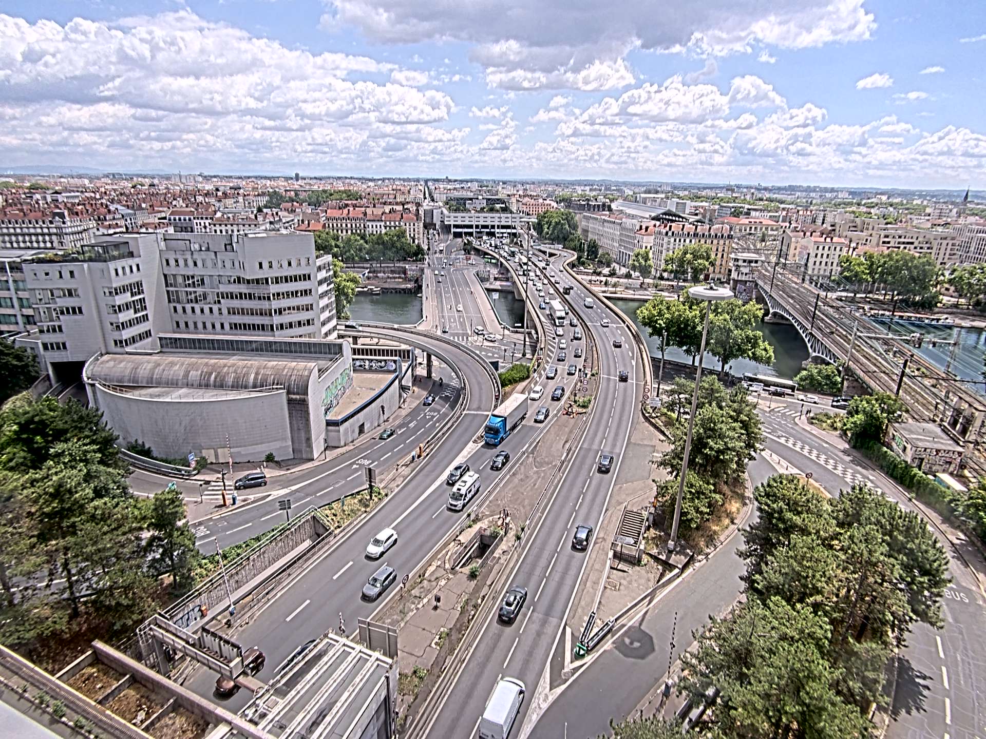 Caméra autoroute à Lyon Perrache à l'entrée Sud du Tunnel sous Fourvière, en direction de Marseille