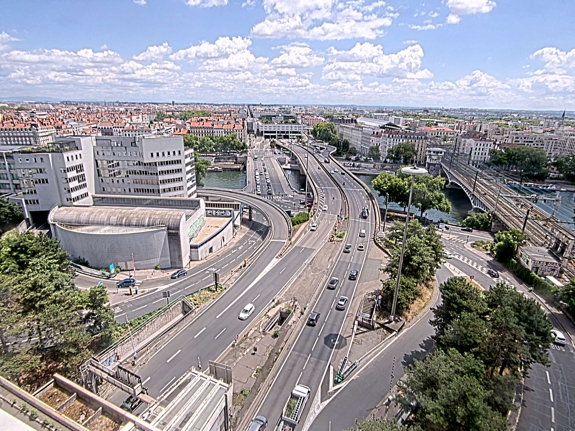 Caméra autoroute à Lyon Perrache à l'entrée Sud du Tunnel sous Fourvière, en direction de Marseille