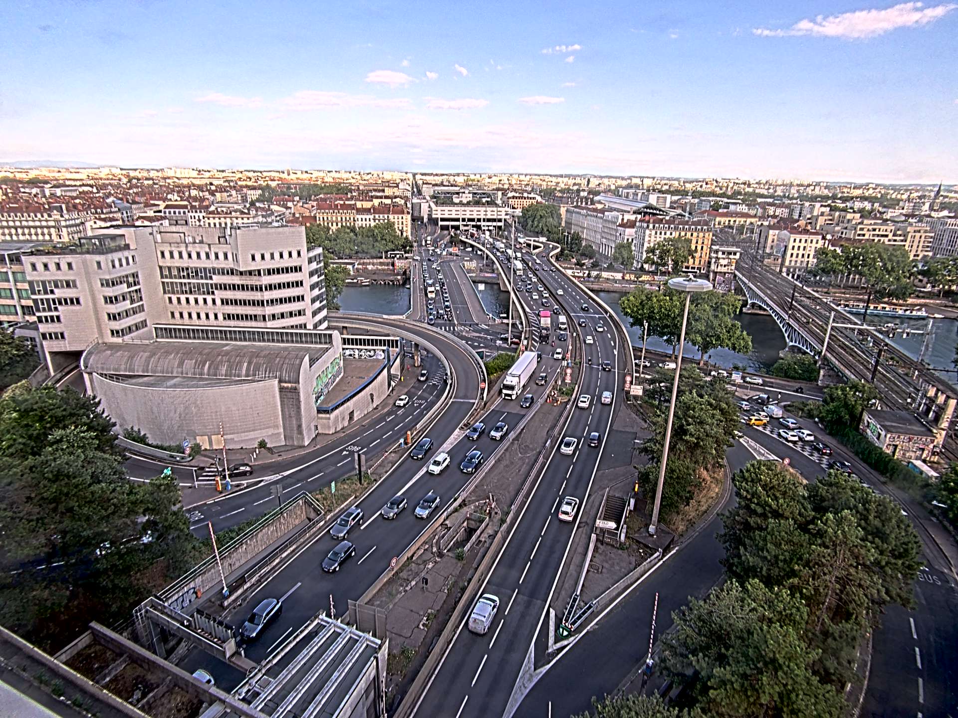 Caméra autoroute à Lyon Perrache à l'entrée Sud du Tunnel sous Fourvière, en direction de Marseille