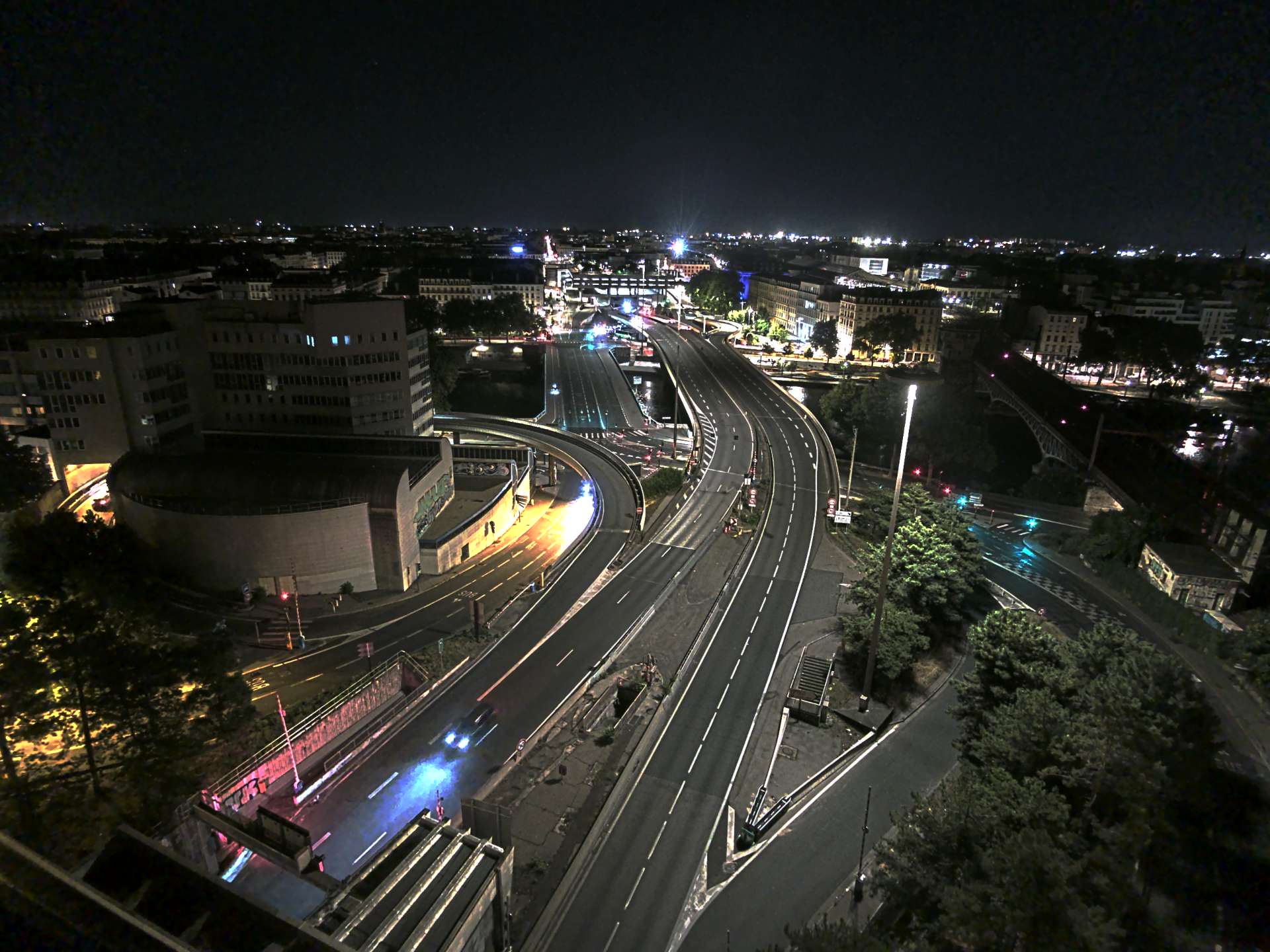 Caméra autoroute à Lyon Perrache à l'entrée Sud du Tunnel sous Fourvière, en direction de Marseille