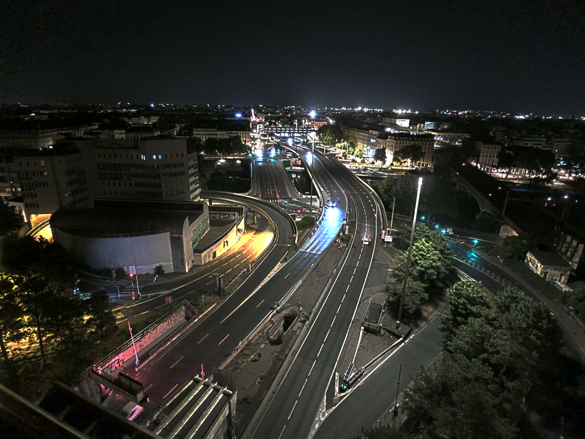 Caméra autoroute à Lyon Perrache à l'entrée Sud du Tunnel sous Fourvière, en direction de Marseille