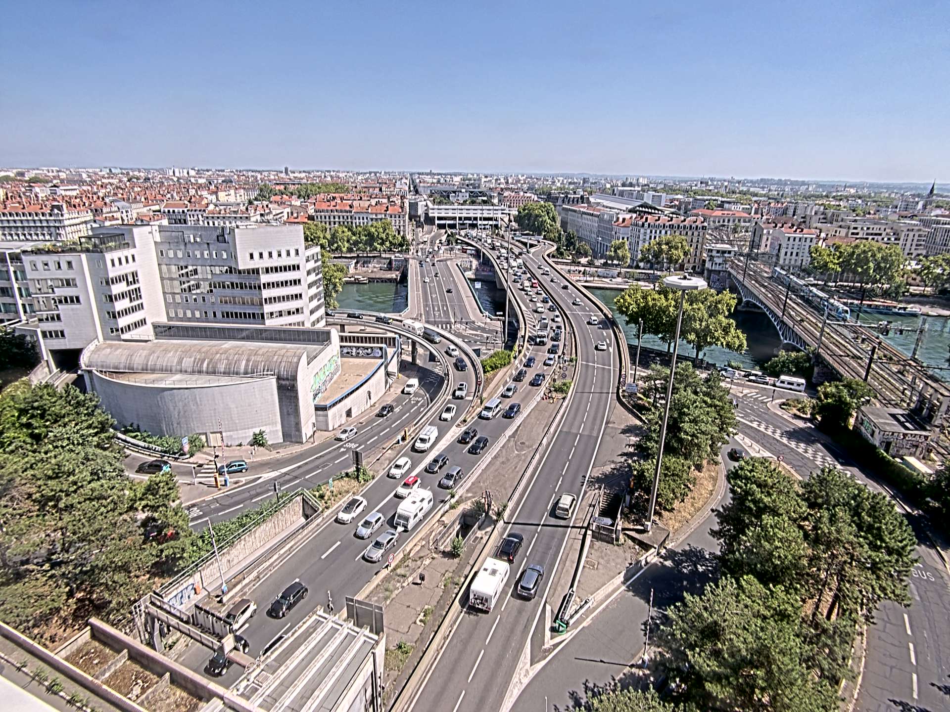 Caméra autoroute à Lyon Perrache à l'entrée Sud du Tunnel sous Fourvière, en direction de Marseille