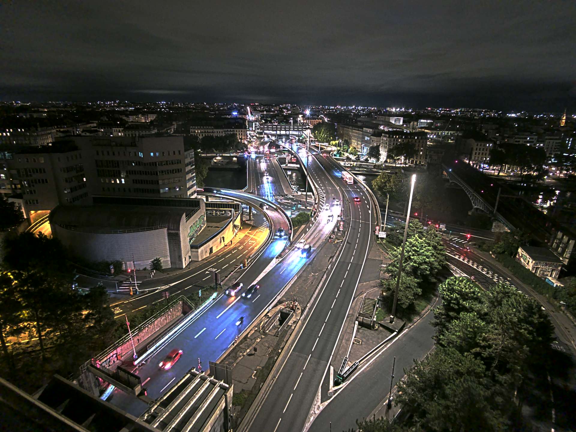 Caméra autoroute à Lyon Perrache à l'entrée Sud du Tunnel sous Fourvière, en direction de Marseille