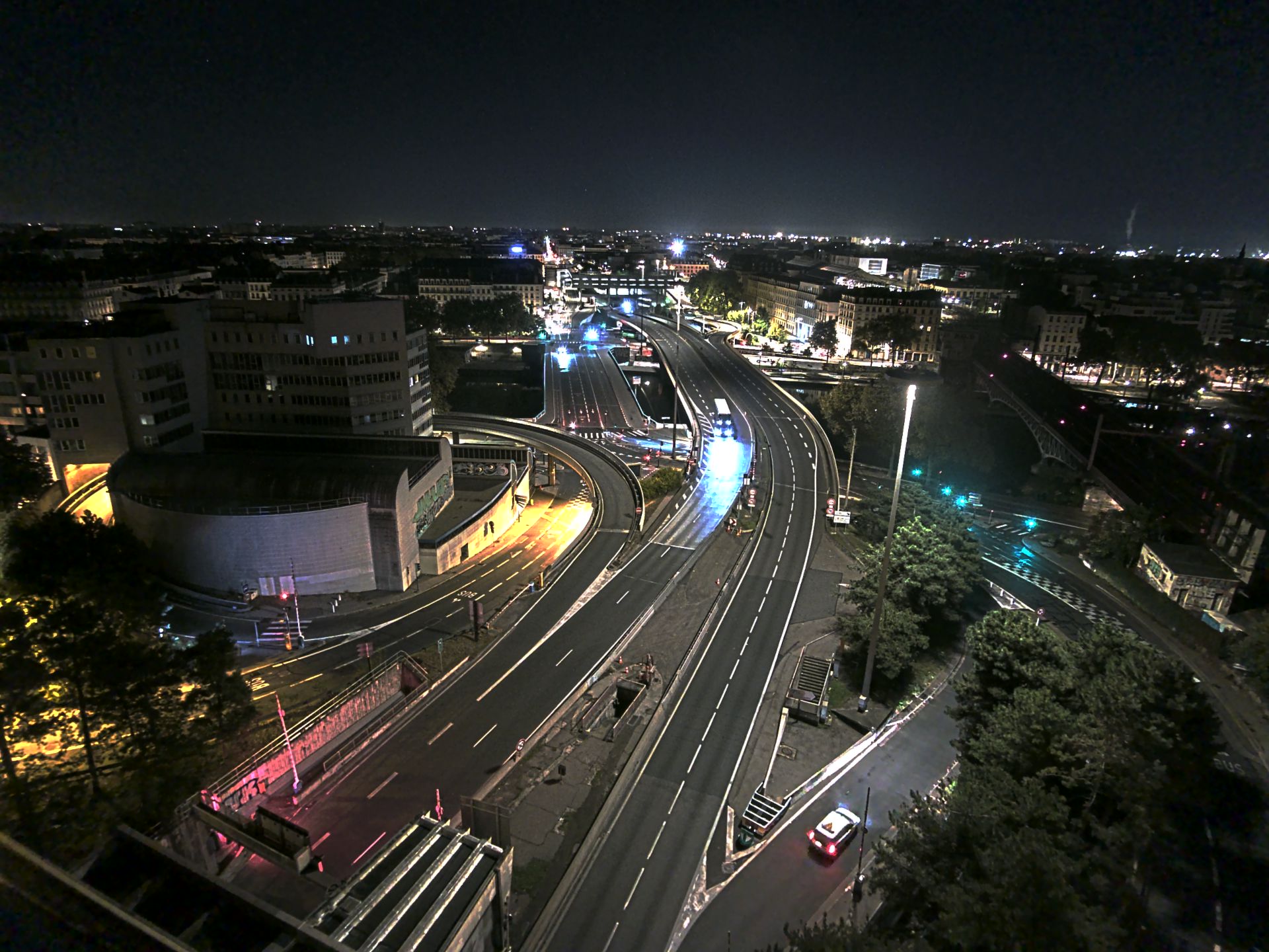 Caméra autoroute à Lyon Perrache à l'entrée Sud du Tunnel sous Fourvière, en direction de Marseille