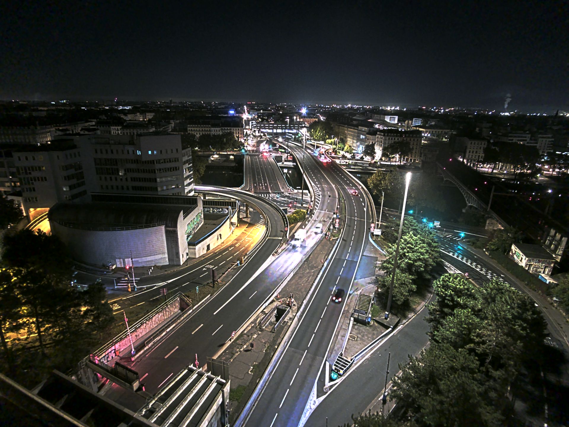 Caméra autoroute à Lyon Perrache à l'entrée Sud du Tunnel sous Fourvière, en direction de Marseille
