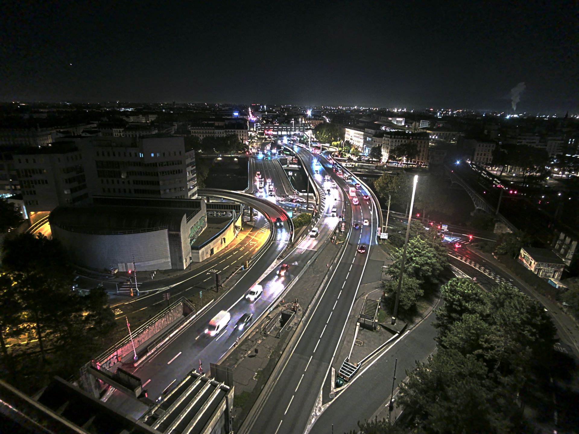 Caméra autoroute à Lyon Perrache à l'entrée Sud du Tunnel sous Fourvière, en direction de Marseille