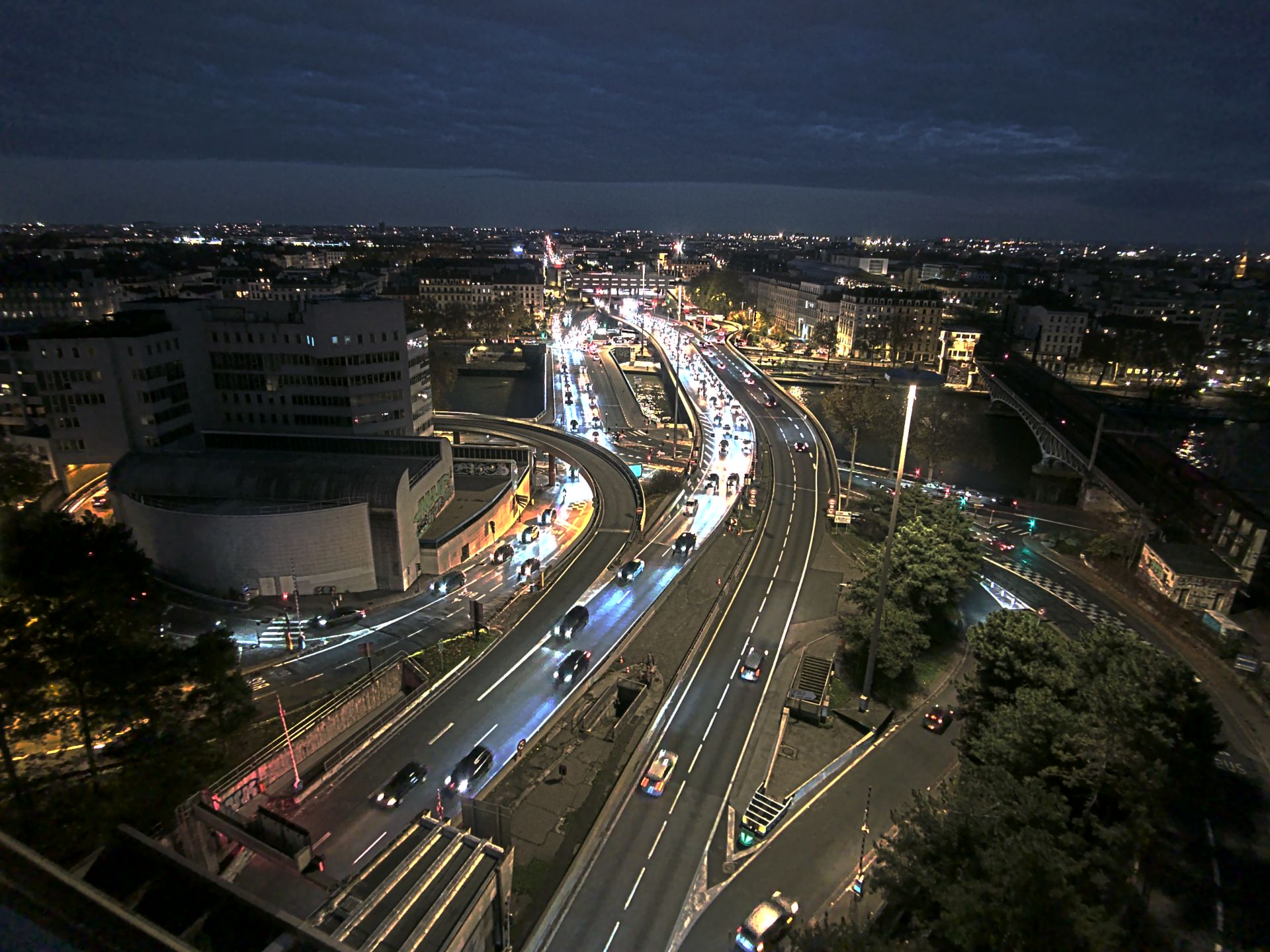 Caméra autoroute à Lyon Perrache à l'entrée Sud du Tunnel sous Fourvière, en direction de Marseille