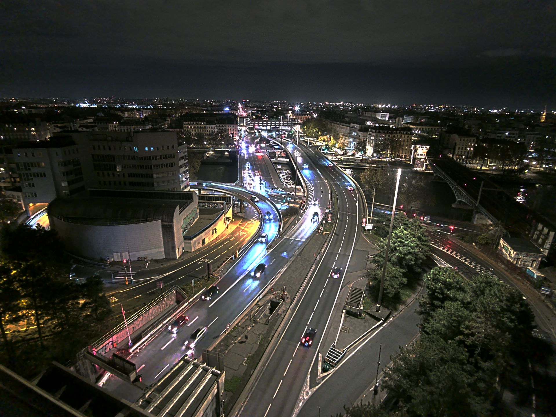 Caméra autoroute à Lyon Perrache à l'entrée Sud du Tunnel sous Fourvière, en direction de Marseille
