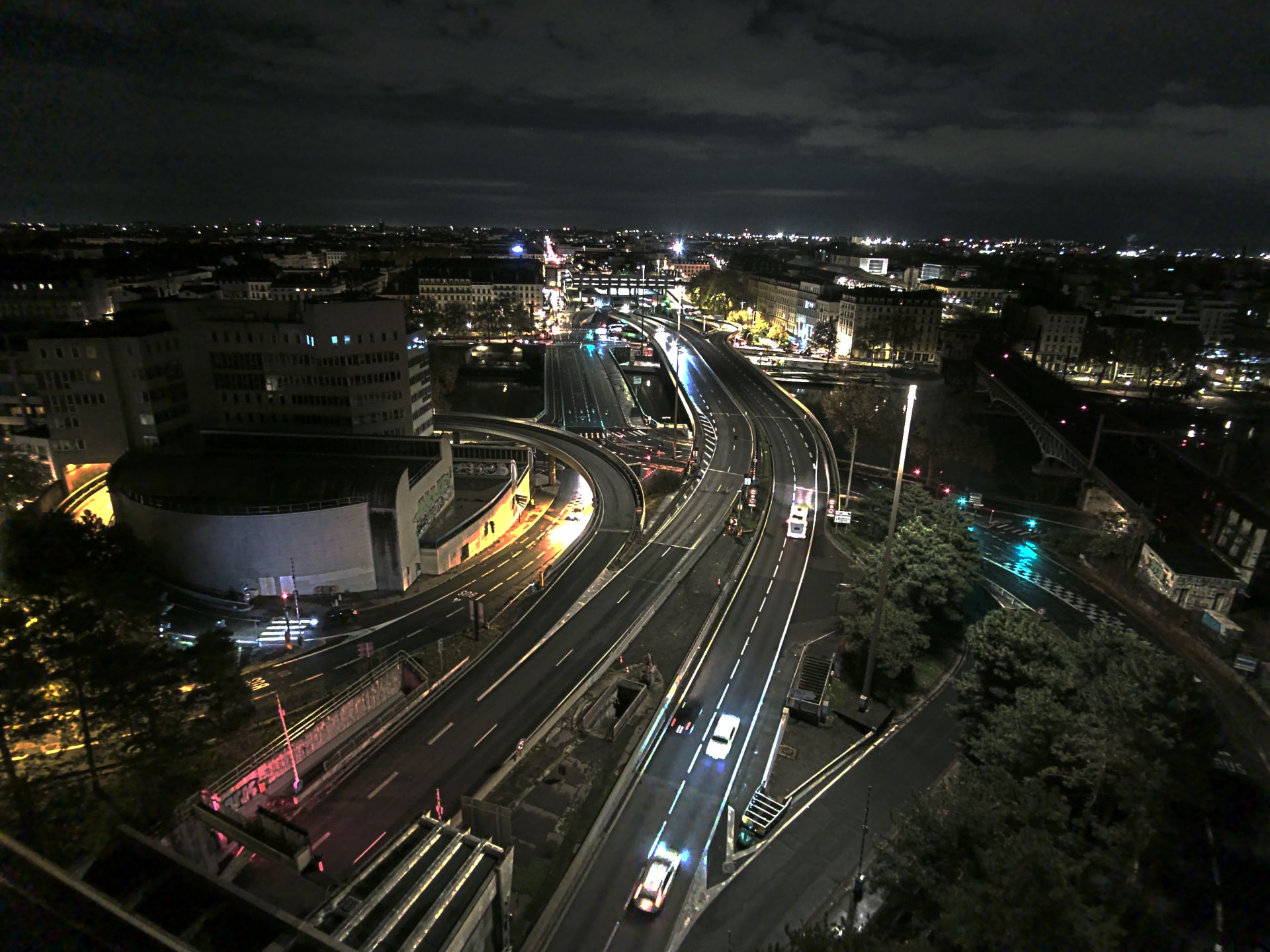 Caméra autoroute à Lyon Perrache à l'entrée Sud du Tunnel sous Fourvière, en direction de Marseille