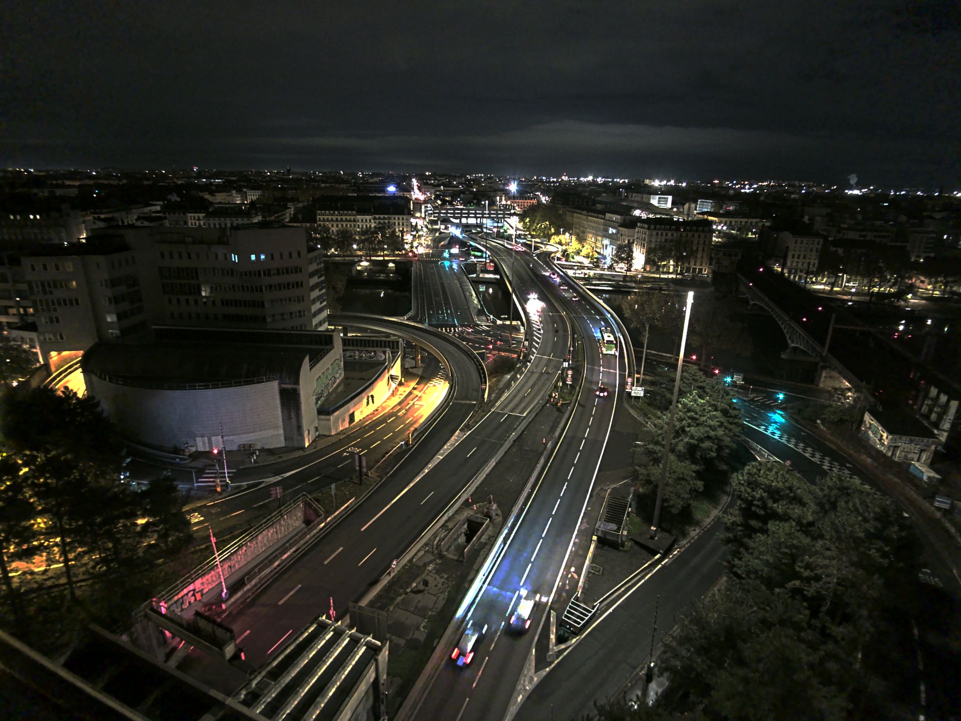 Caméra autoroute à Lyon Perrache à l'entrée Sud du Tunnel sous Fourvière, en direction de Marseille