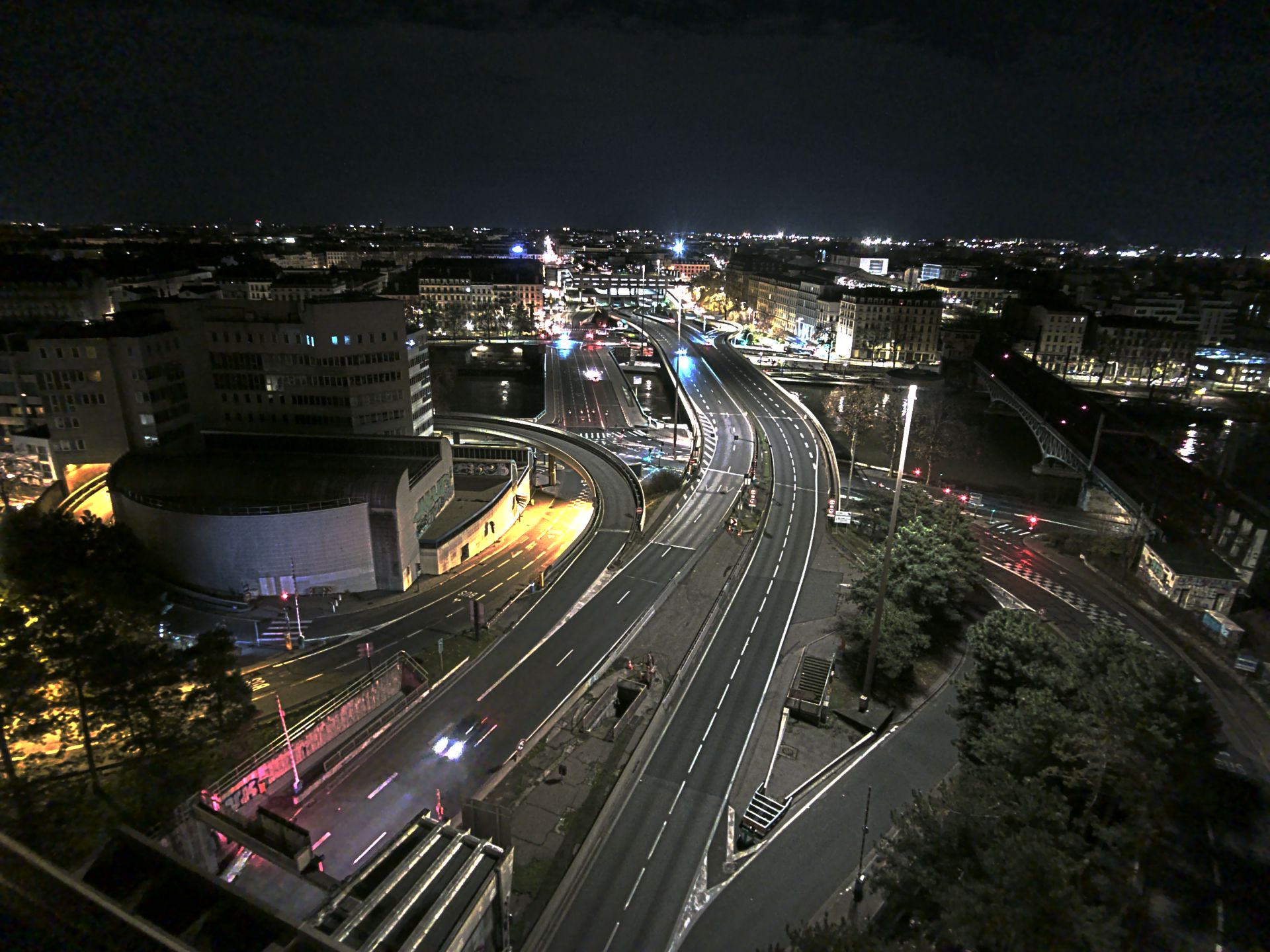 Caméra autoroute à Lyon Perrache à l'entrée Sud du Tunnel sous Fourvière, en direction de Marseille
