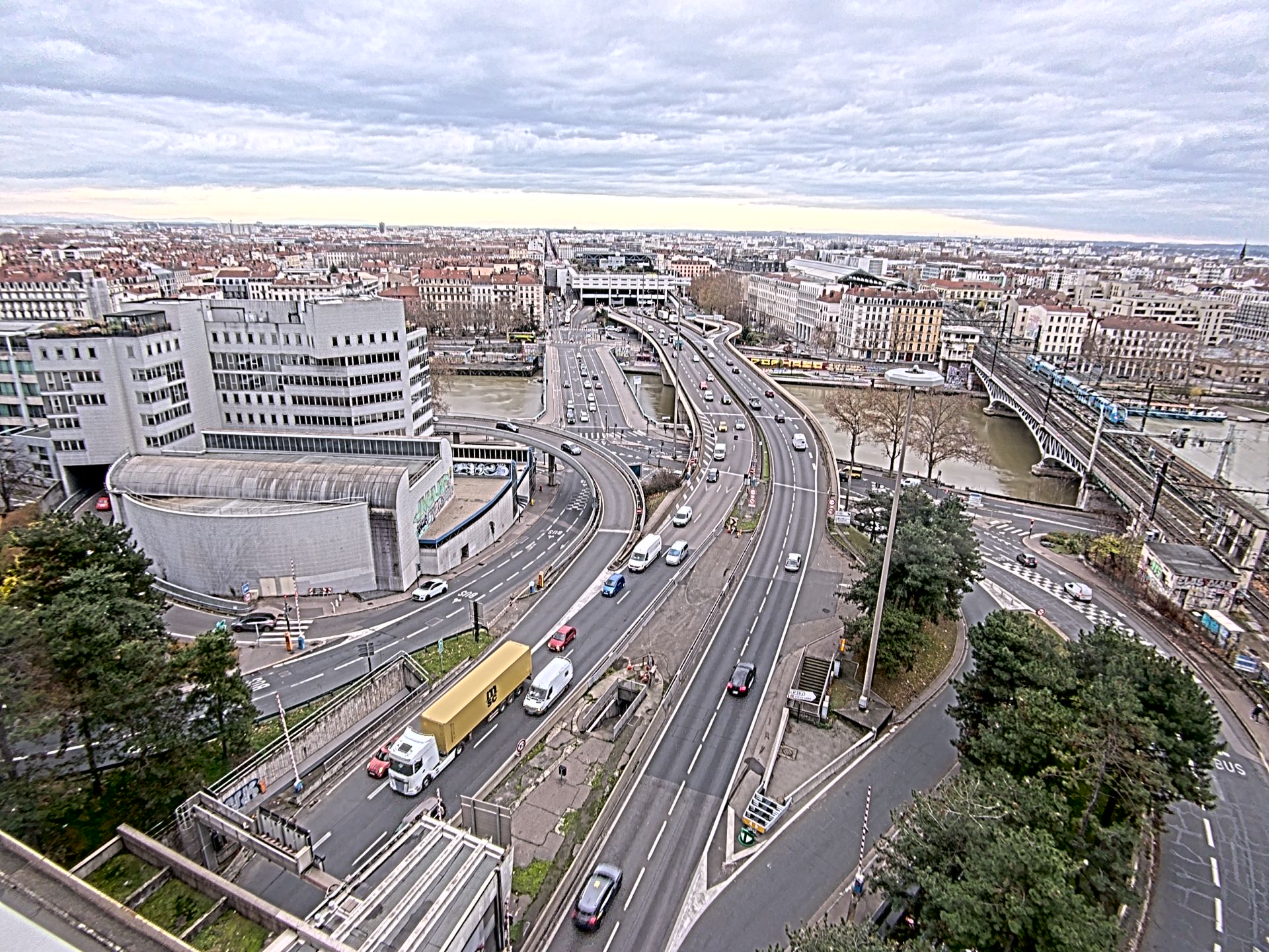 Caméra autoroute à Lyon Perrache à l'entrée Sud du Tunnel sous Fourvière, en direction de Marseille