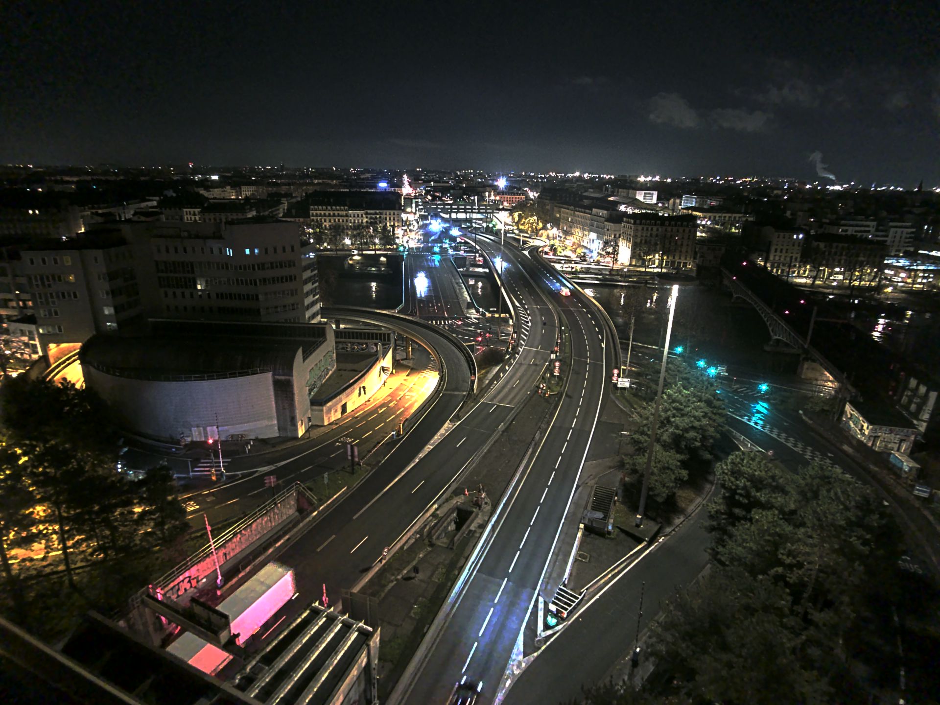 Caméra autoroute à Lyon Perrache à l'entrée Sud du Tunnel sous Fourvière, en direction de Marseille