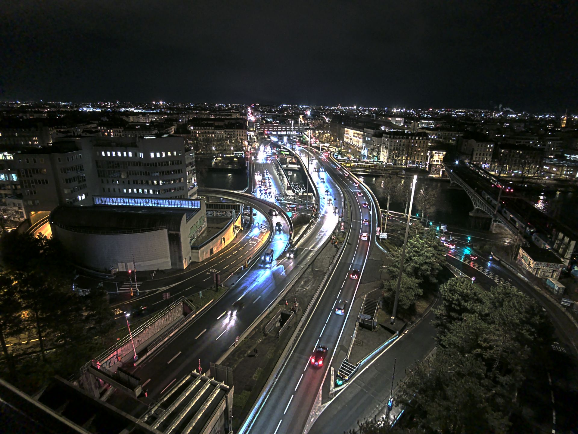 Caméra autoroute à Lyon Perrache à l'entrée Sud du Tunnel sous Fourvière, en direction de Marseille