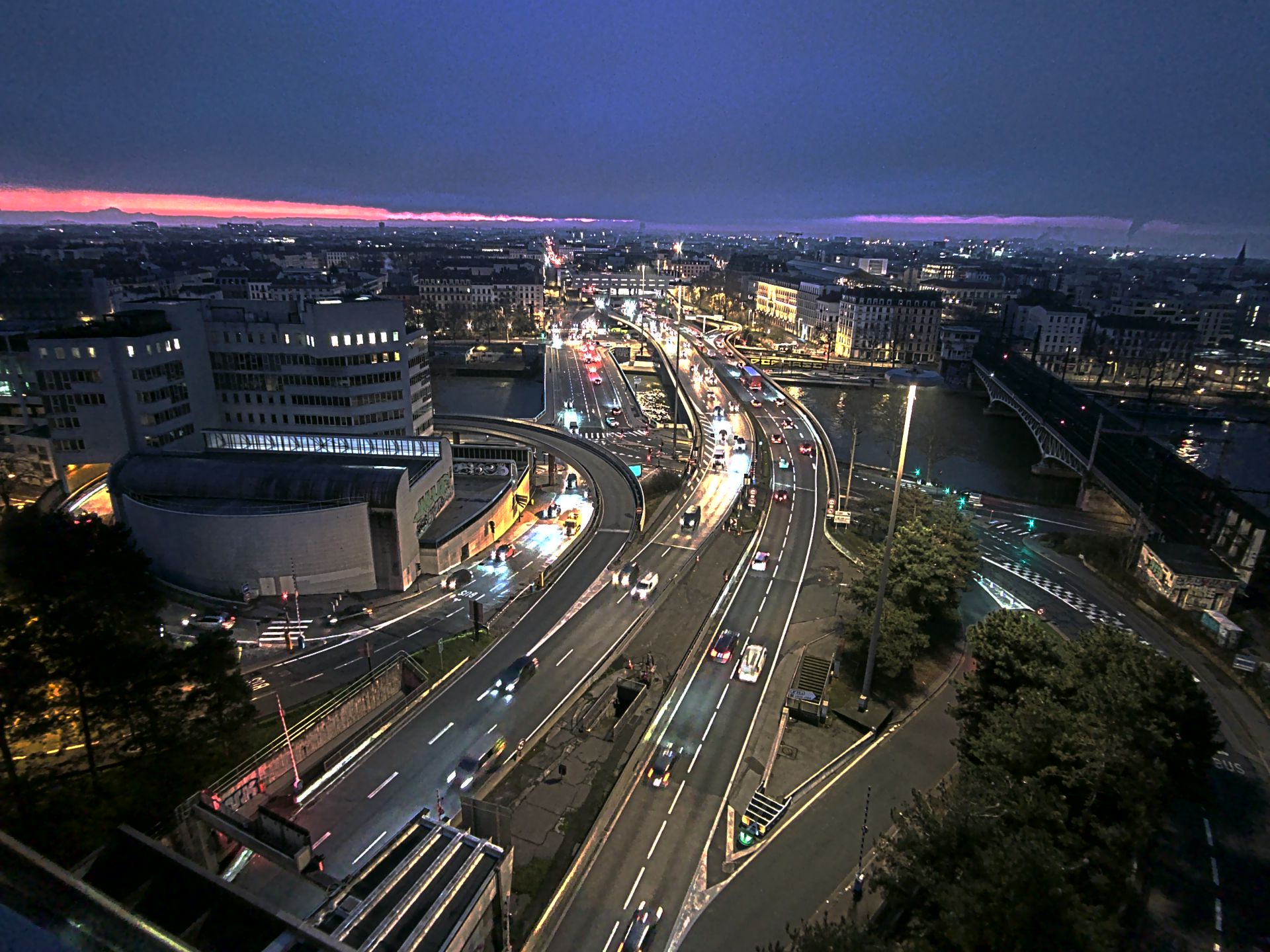 Caméra autoroute à Lyon Perrache à l'entrée Sud du Tunnel sous Fourvière, en direction de Marseille