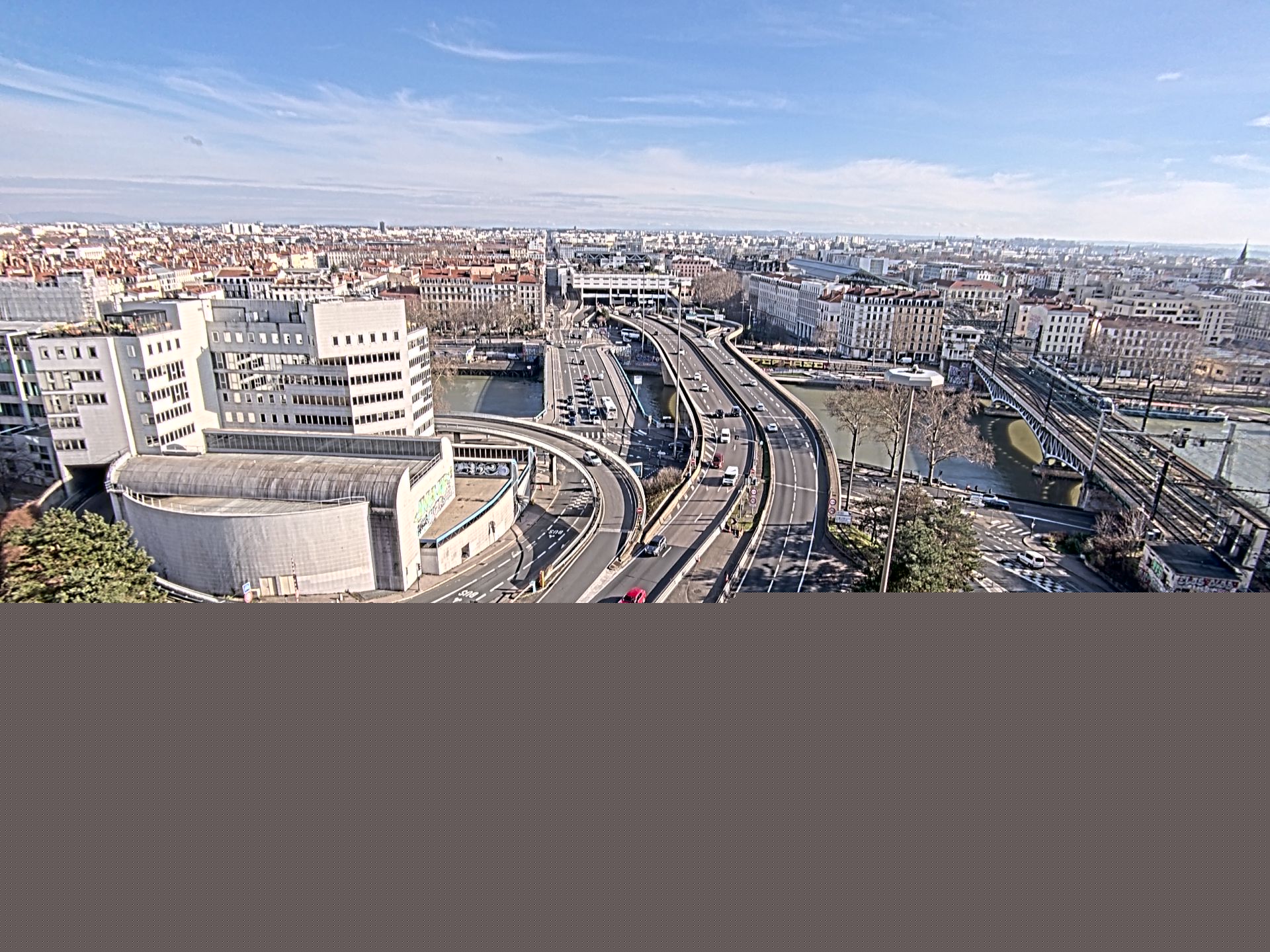 Caméra autoroute à Lyon Perrache à l'entrée Sud du Tunnel sous Fourvière, en direction de Marseille