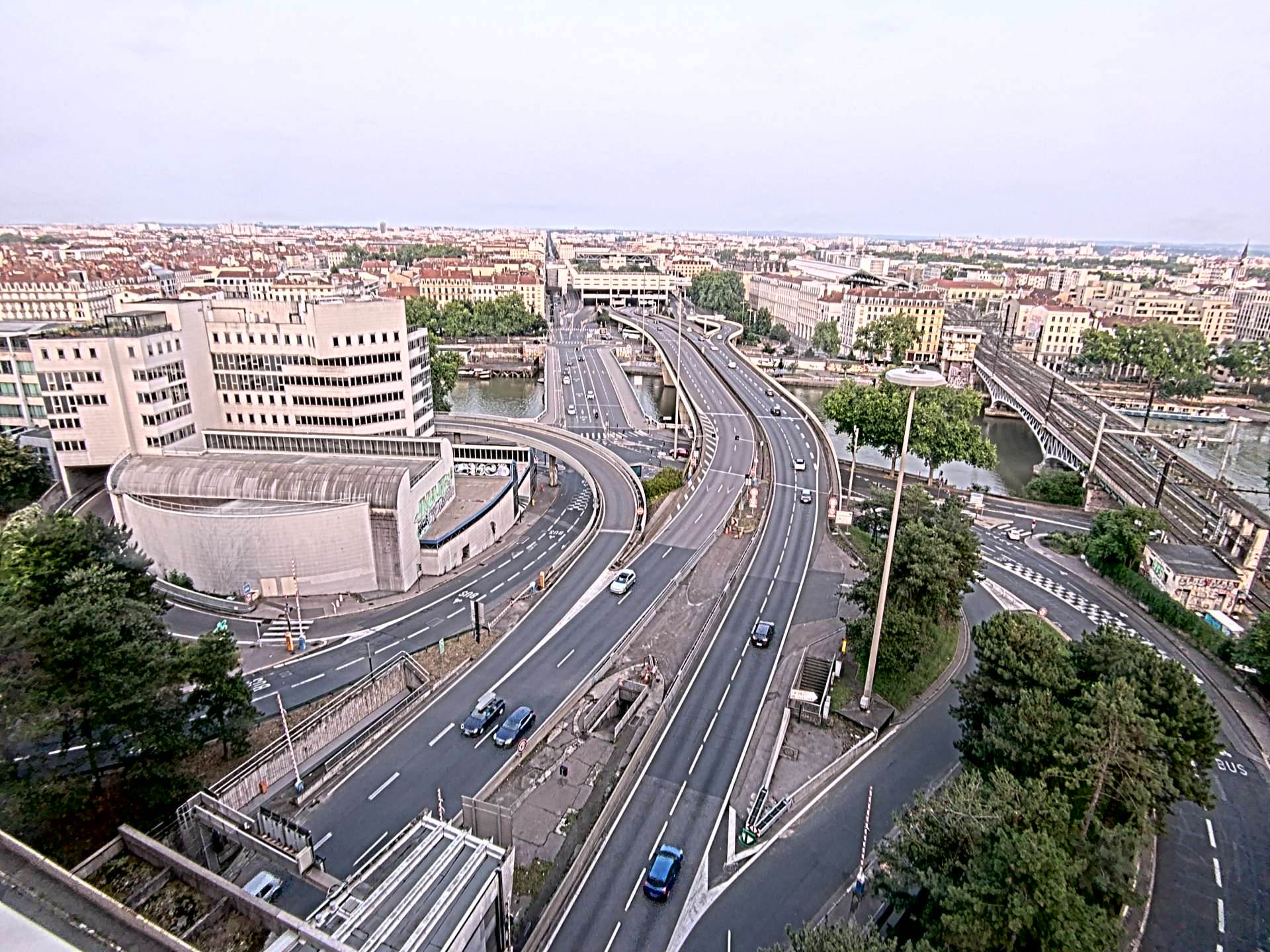 Caméra autoroute à Lyon Perrache à l'entrée Sud du Tunnel sous Fourvière, en direction de Marseille