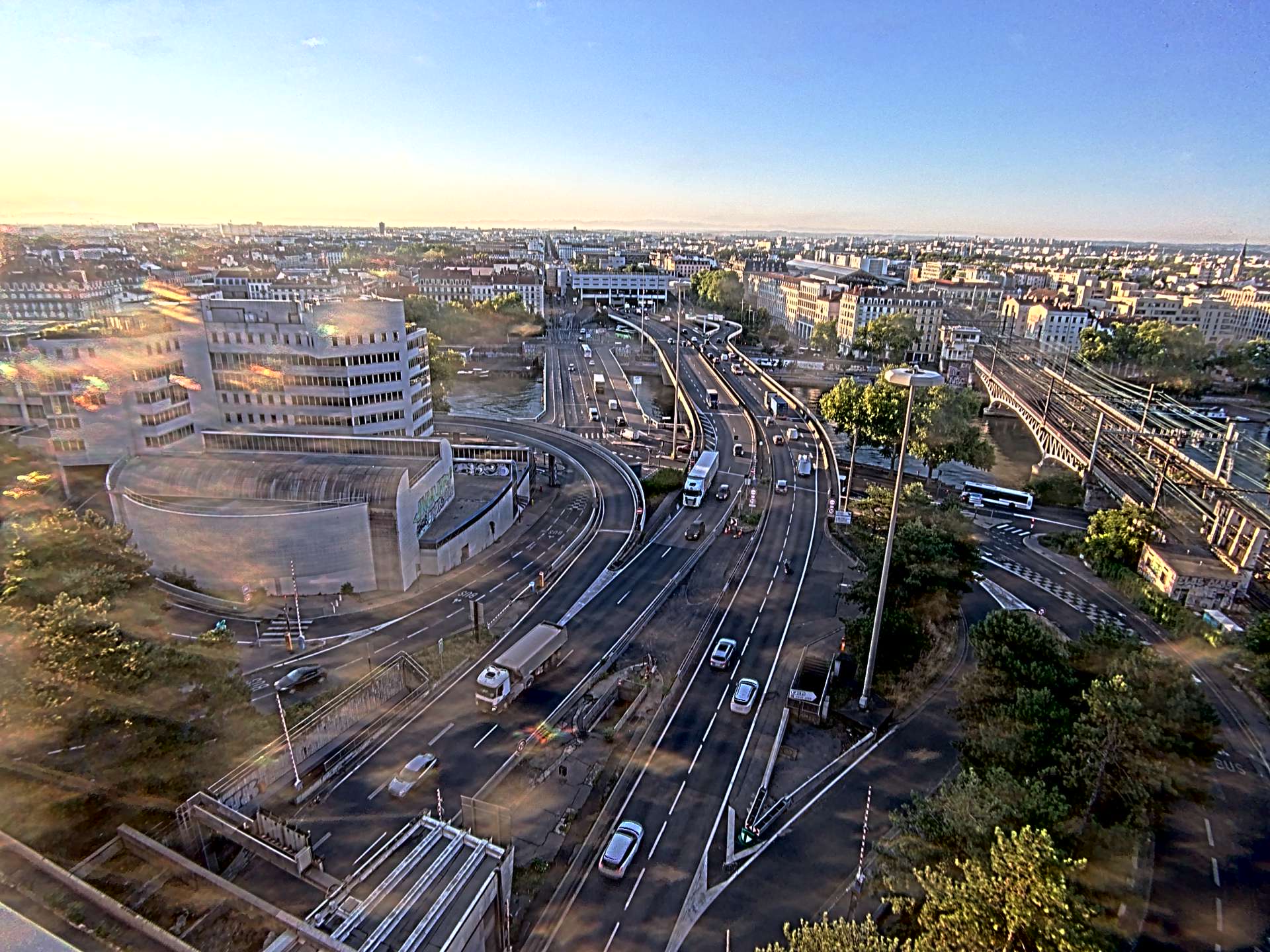 Caméra autoroute à Lyon Perrache à l'entrée Sud du Tunnel sous Fourvière, en direction de Marseille