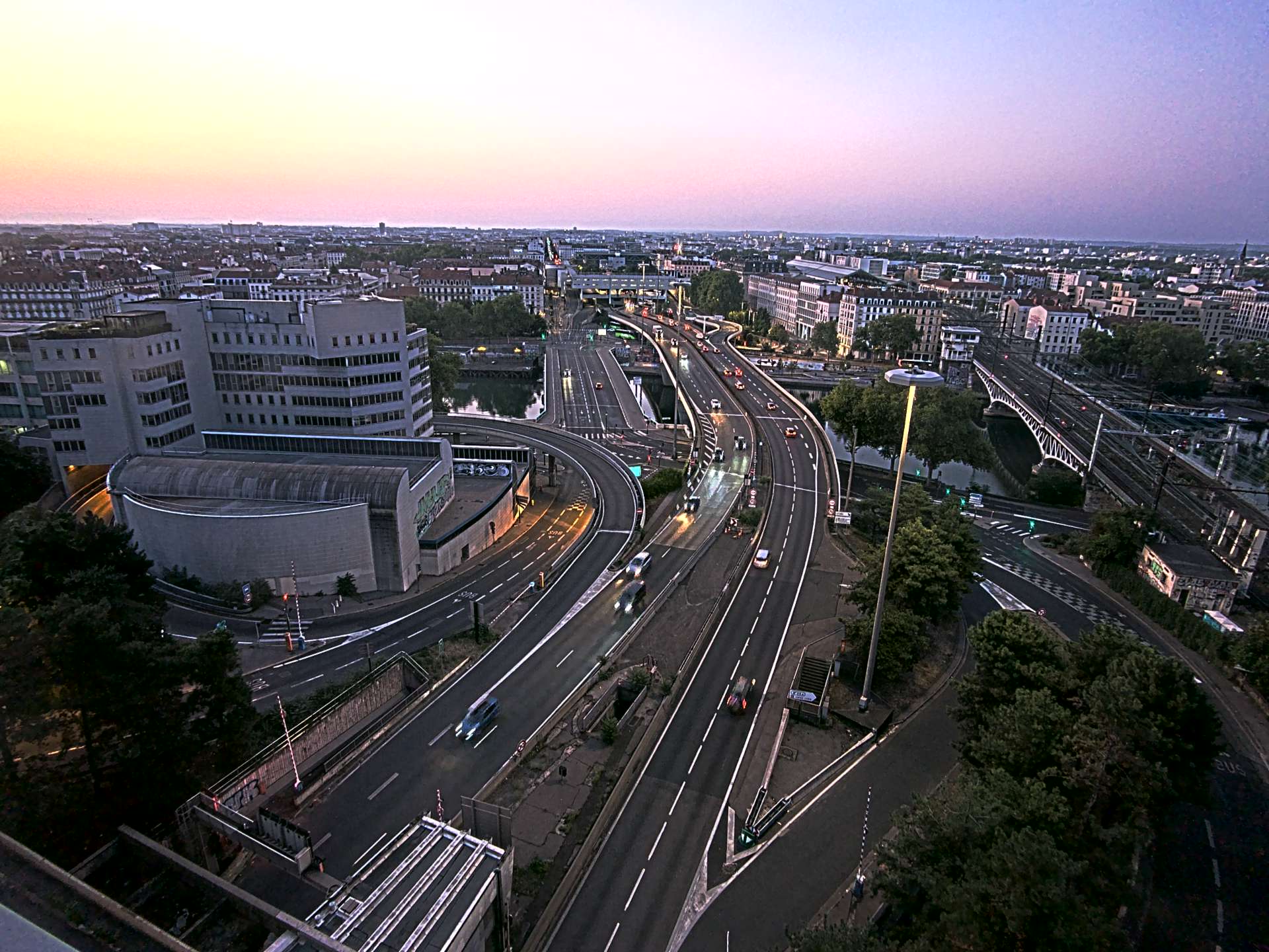 Caméra autoroute à Lyon Perrache à l'entrée Sud du Tunnel sous Fourvière, en direction de Marseille