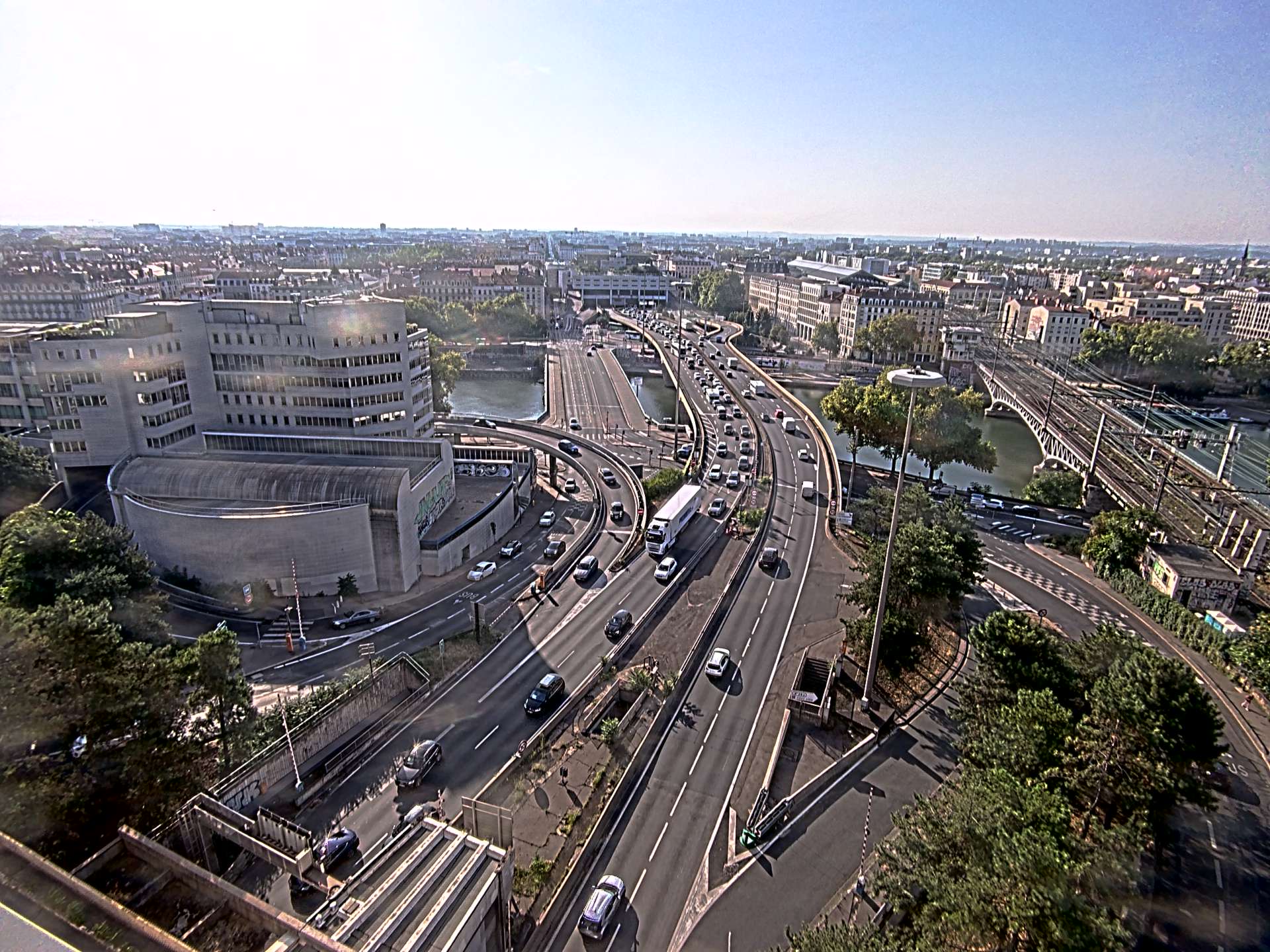 Caméra autoroute à Lyon Perrache à l'entrée Sud du Tunnel sous Fourvière, en direction de Marseille