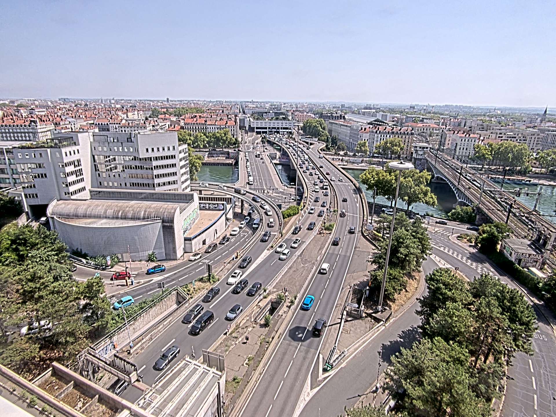 Caméra autoroute à Lyon Perrache à l'entrée Sud du Tunnel sous Fourvière, en direction de Marseille